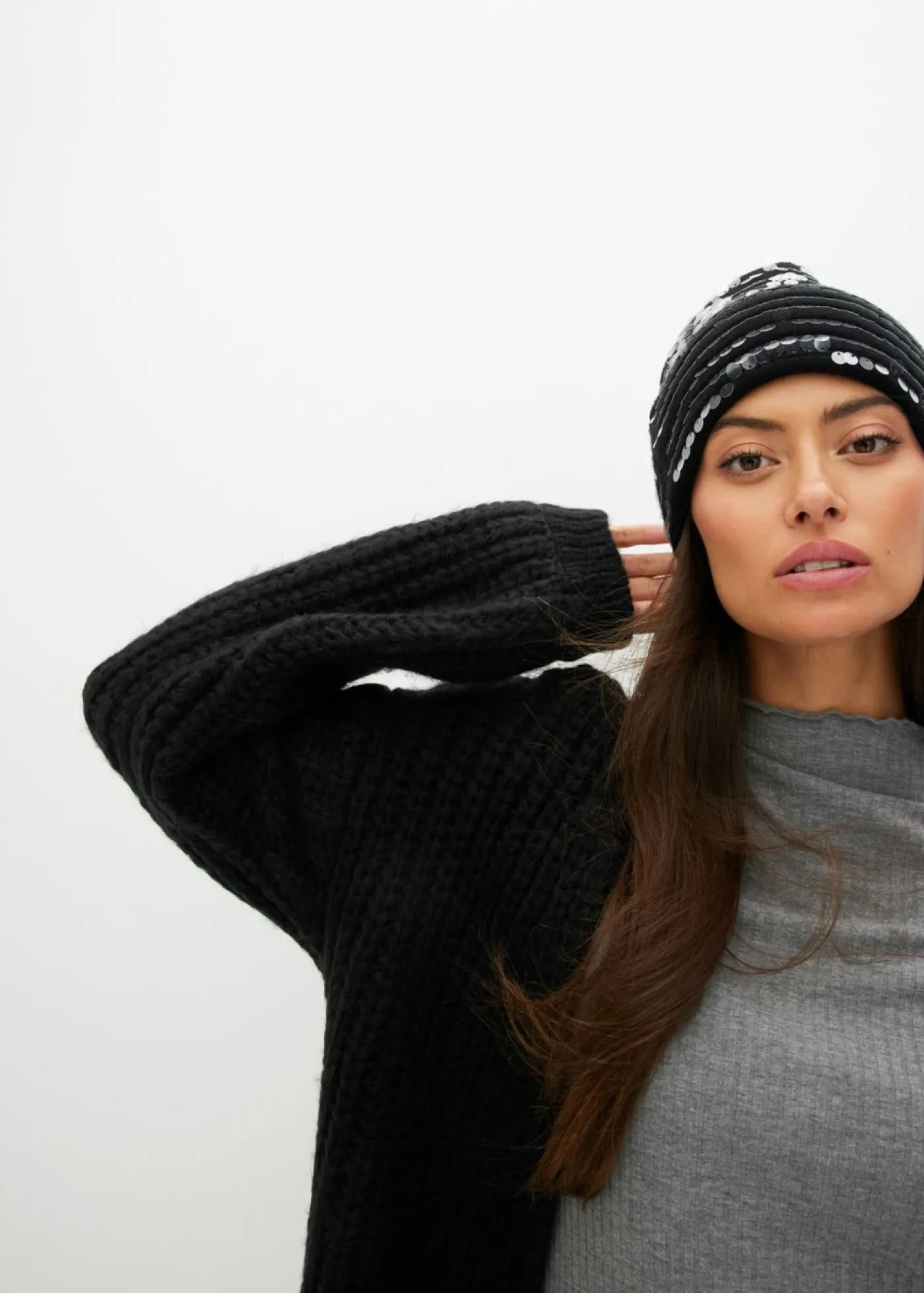 bonprix bonprix Chaqueta de punto grueso Negro Sale
