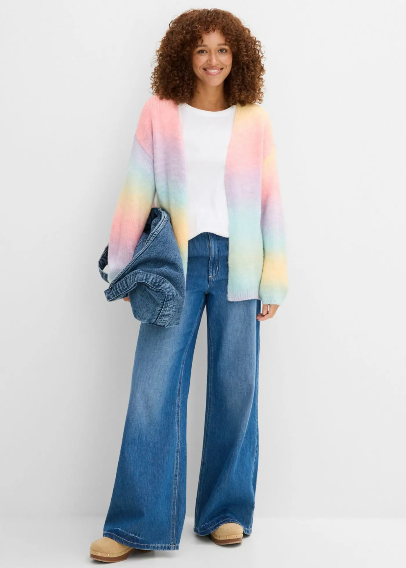 bonprix bonprix Chaqueta de punto grueso en suave mezcla de lana azul pálido/rosa pálido/amarillo/púrpura Sale