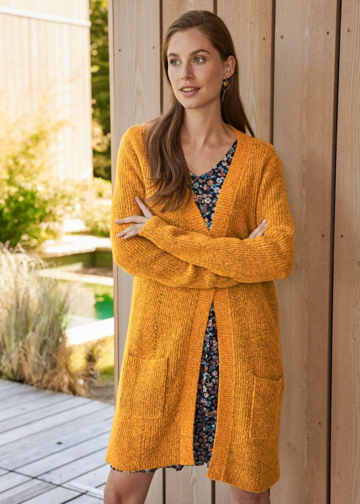 bonprix bonprix Chaqueta de punto larga Marrón miel jaspeado