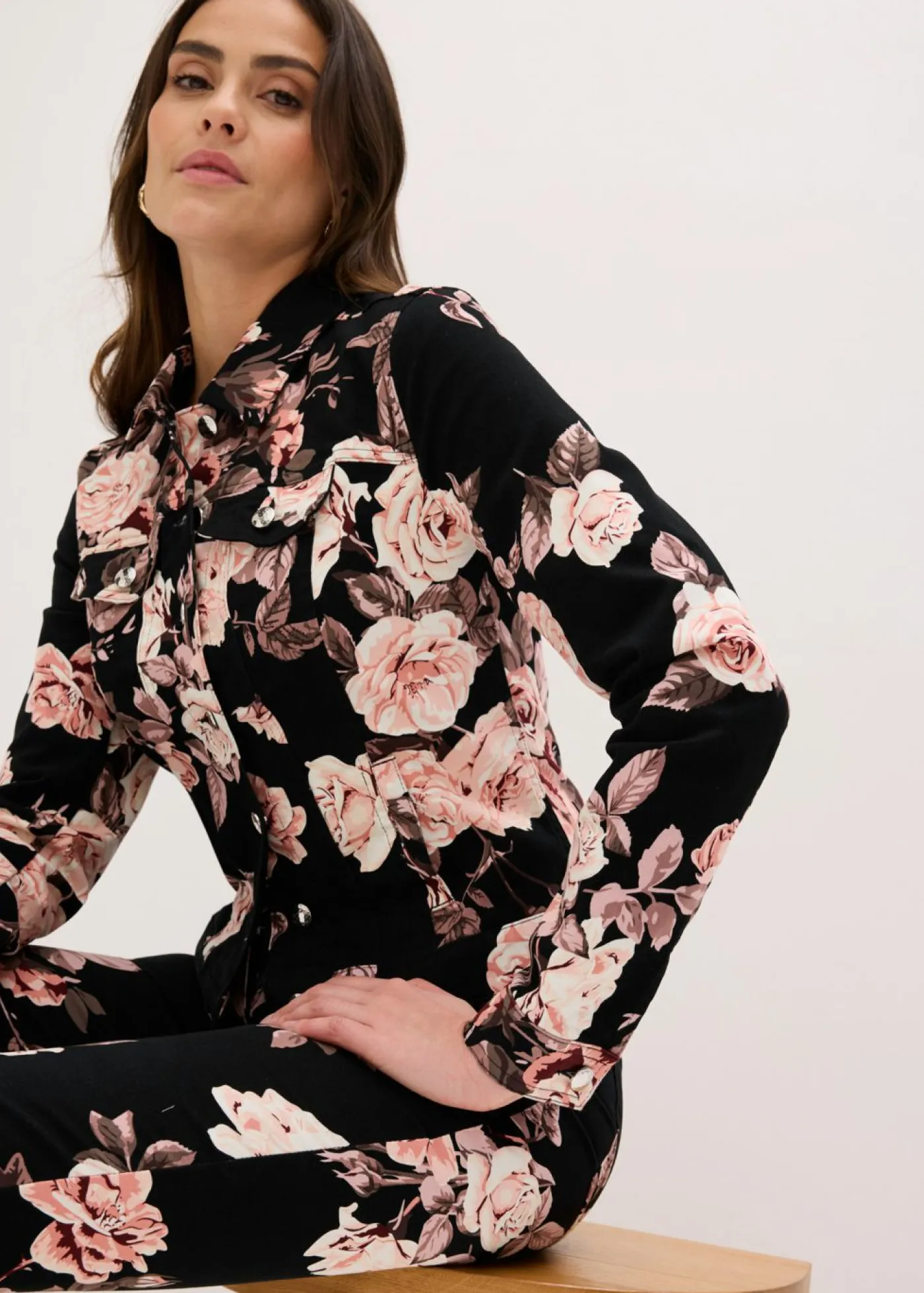 bonprix bonprix Chaqueta de sarga de algodón negro/rosa pálido/rosa pálido Discount