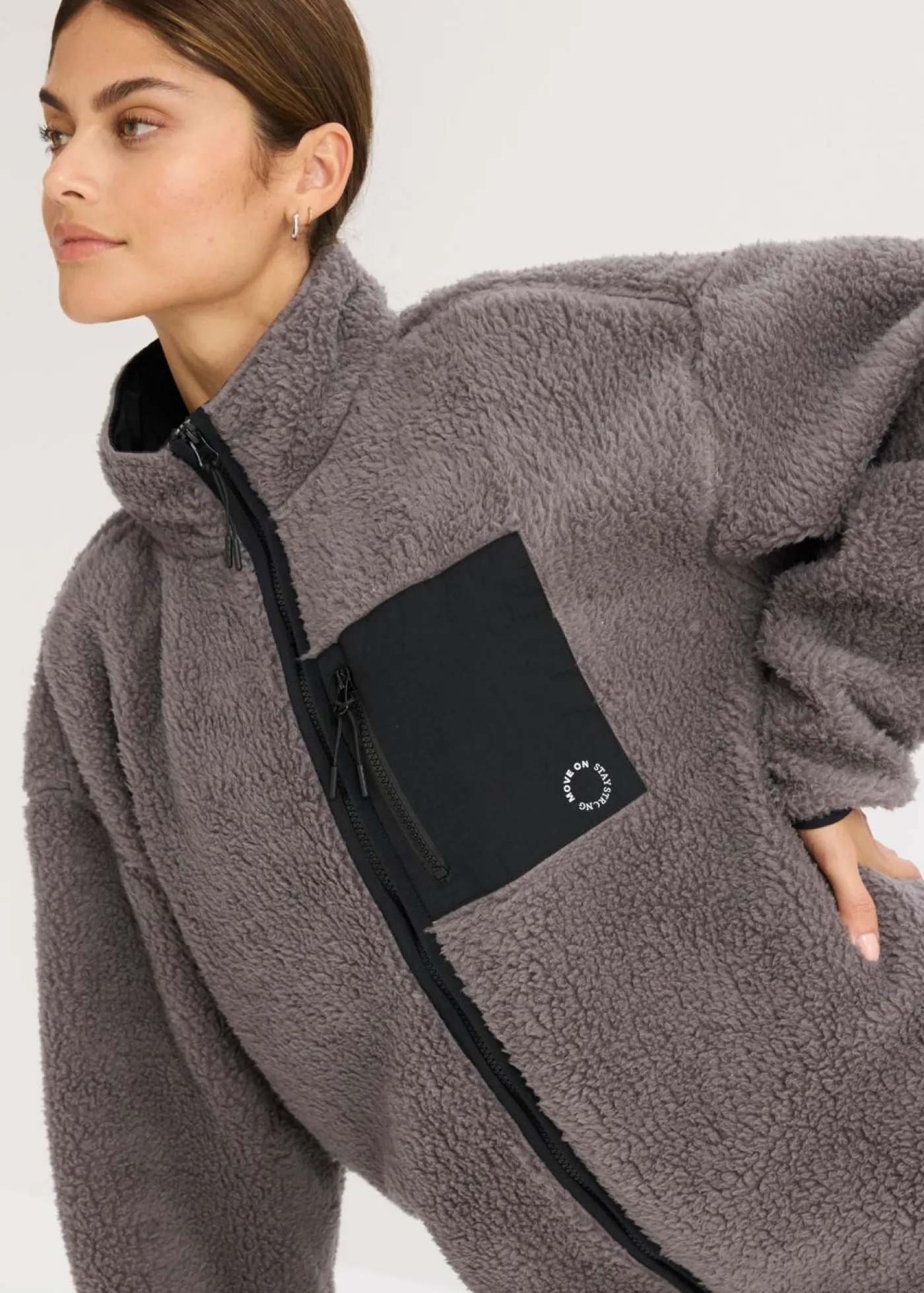 bonprix bonprix Chaqueta deportiva funcional con corte holgado Pizarra + negro Discount
