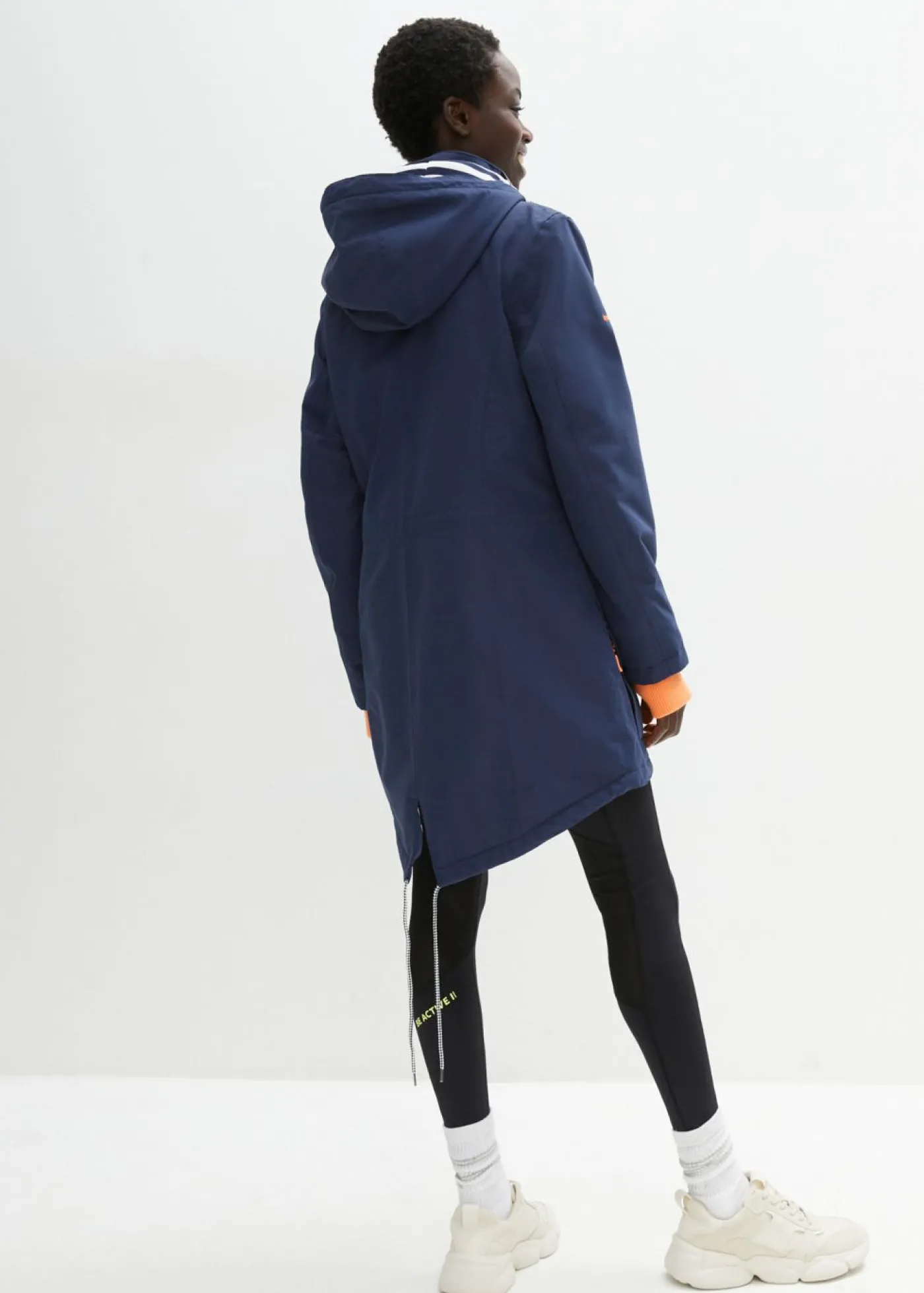 bonprix bonprix Chaqueta funcional impermeable de entretiempo Azul marino Discount
