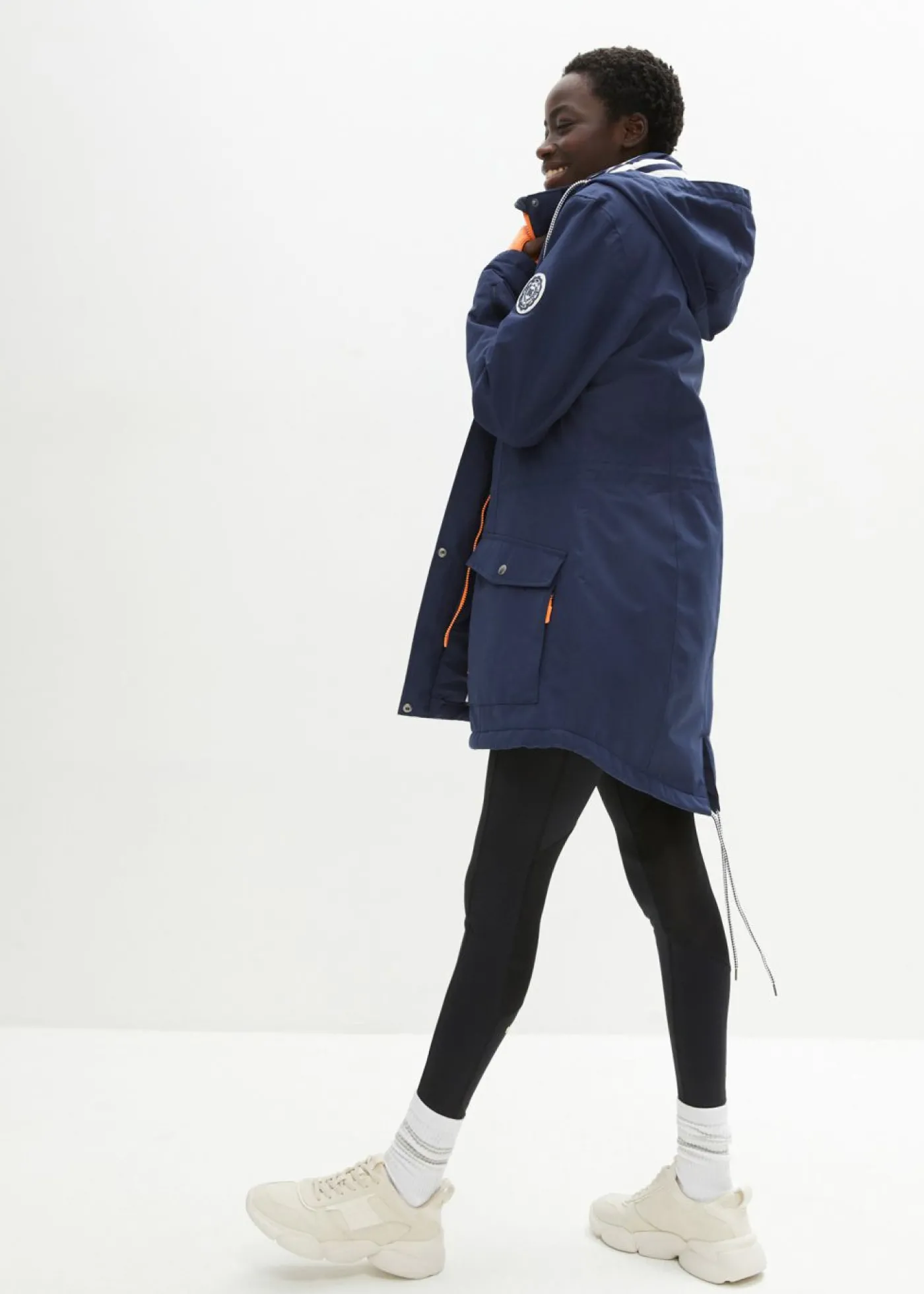 bonprix bonprix Chaqueta funcional impermeable de entretiempo Azul marino Discount