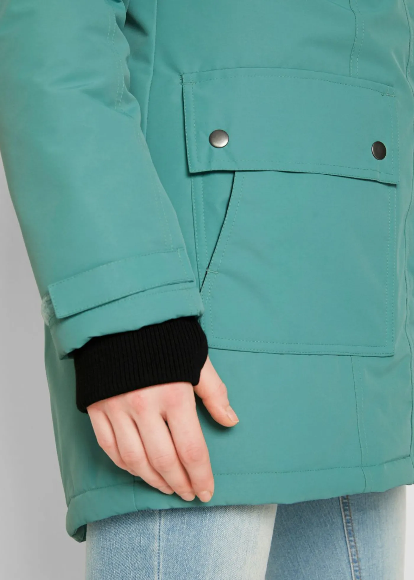 bonprix bonprix Chaqueta funcional outdoor con capucha Salvia ahumado Outlet