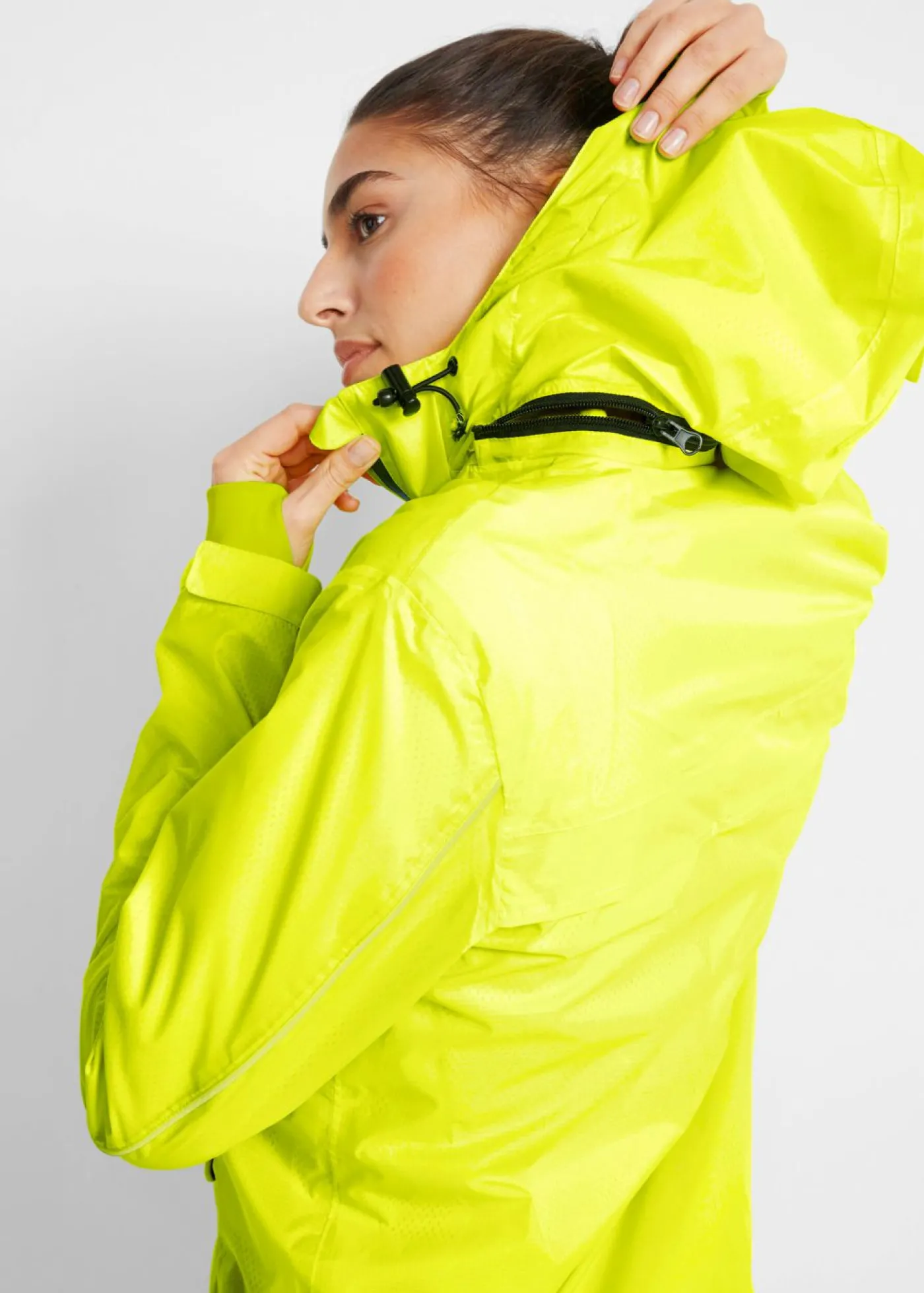 bonprix bonprix Chaqueta funcional reflectante e impermeable Amarillo neón Discount