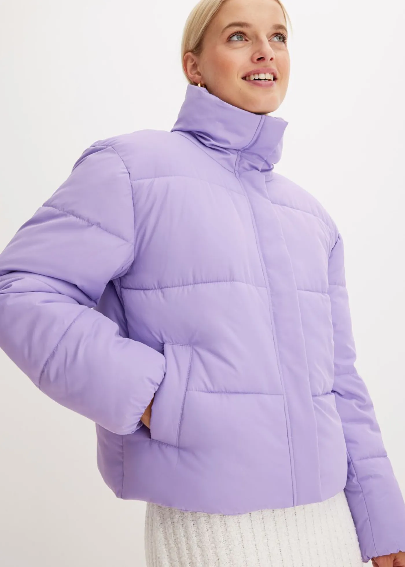 bonprix bonprix Chaqueta guateada con cuello alto Lila suave Discount