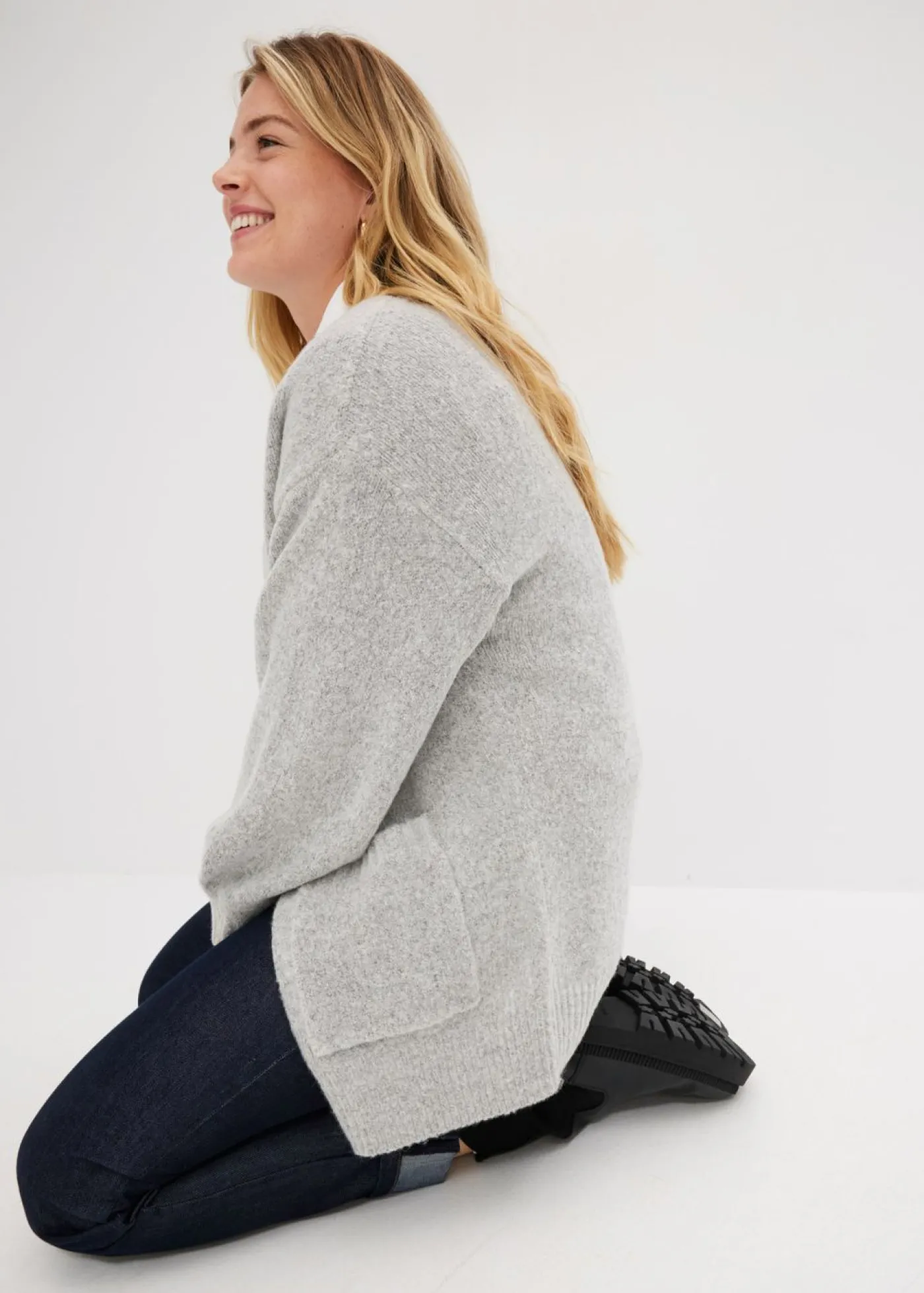 bonprix bonprix Chaqueta holgada de punto Gris claro moteado