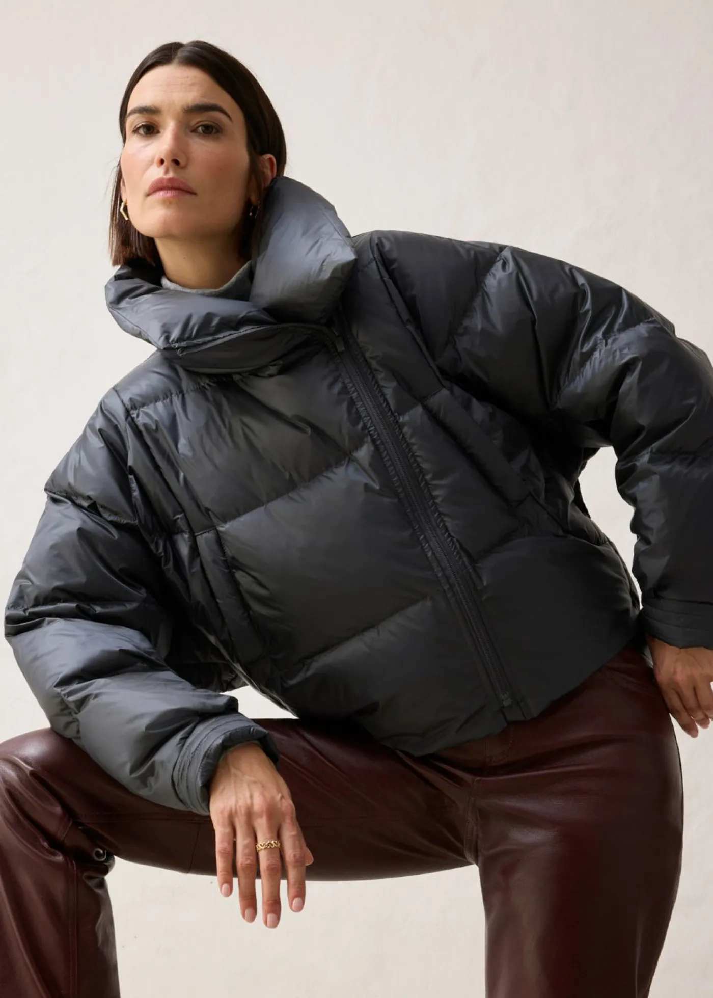 bonprix bonprix Chaqueta impermeable con plumón reciclado antracita Hot
