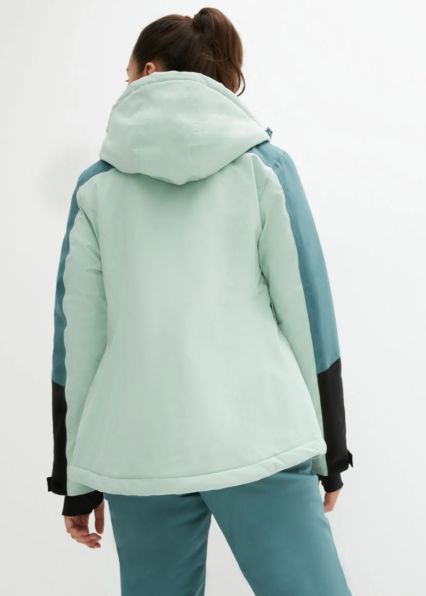 bonprix bonprix Chaqueta impermeable de esquí con aberturas de ventilación Verde pastel-verde grisáceo Hot