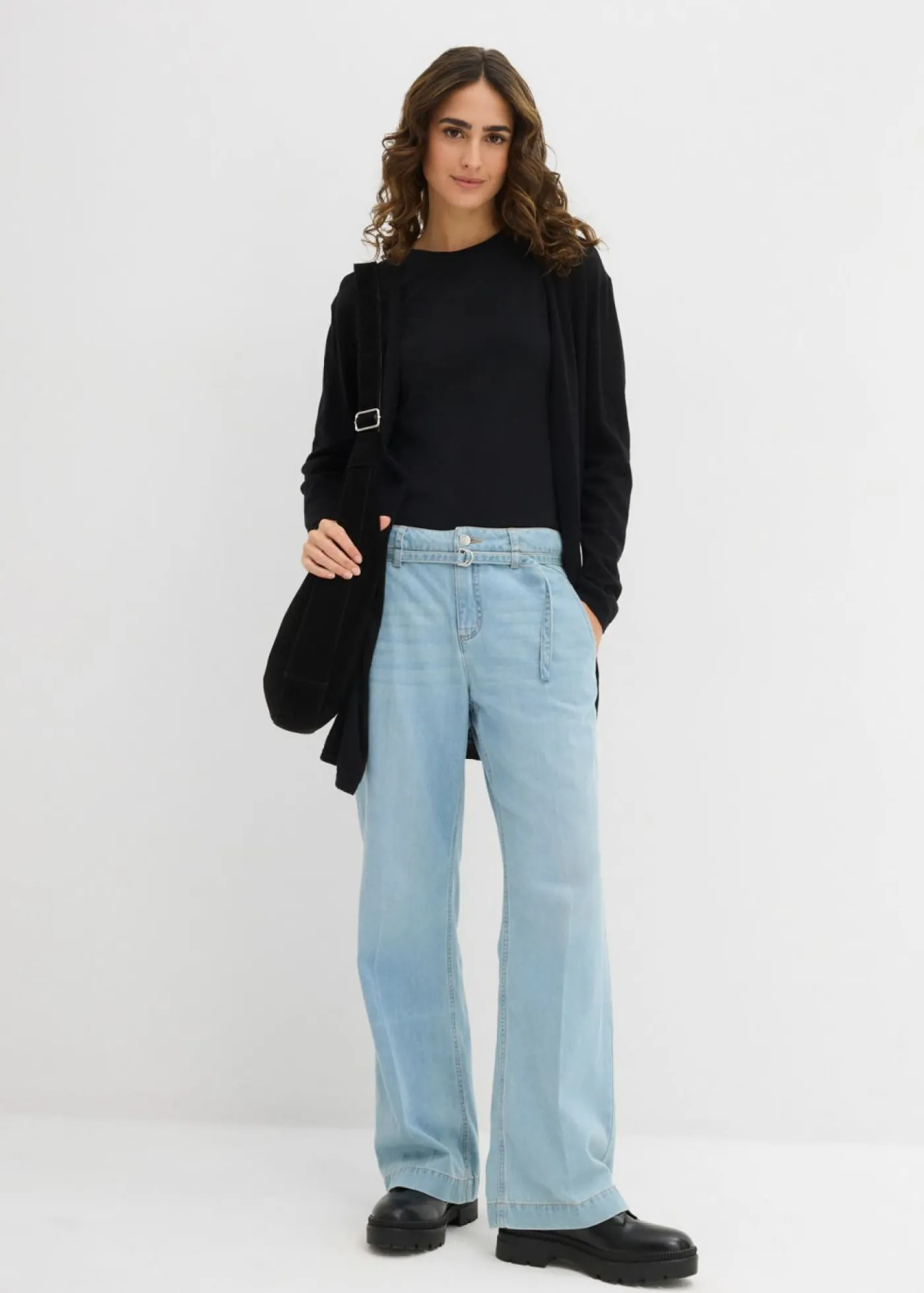 bonprix bonprix Chaqueta larga de punto Negro Sale
