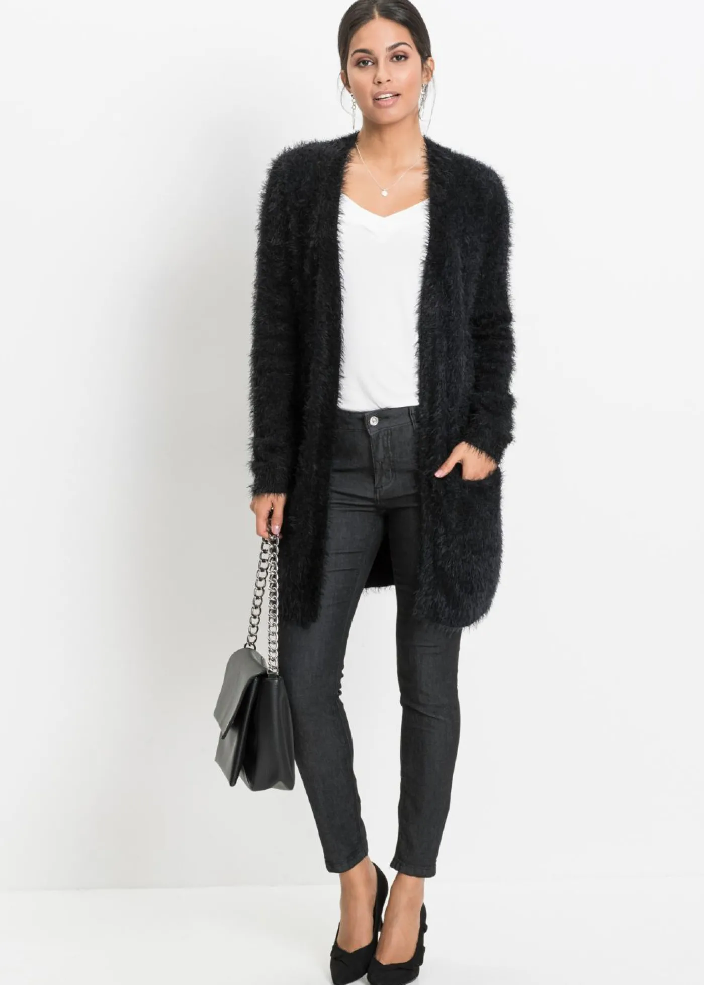 bonprix bonprix Chaqueta larga de punto con aspecto mullido Negro Clearance