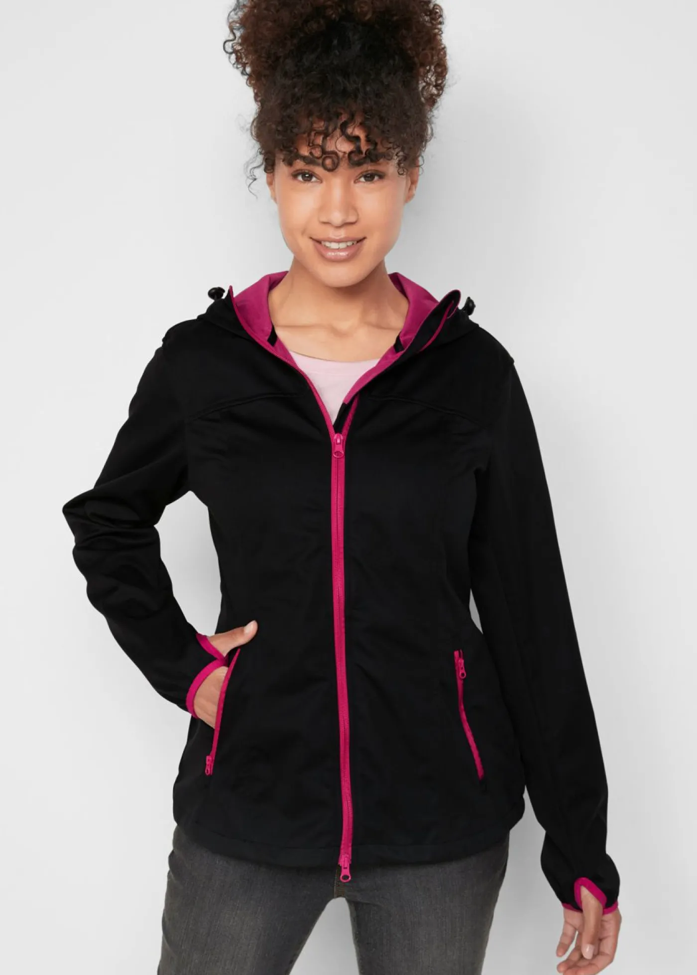 bonprix bonprix Chaqueta ligera de tejido Softshell Negro Online