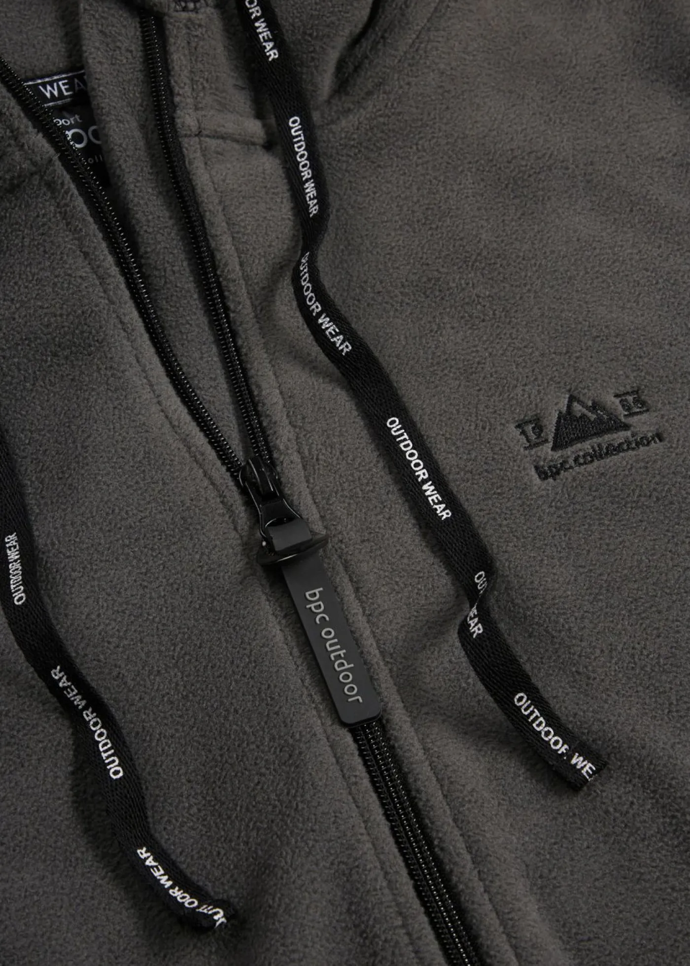 bonprix bonprix Chaqueta polar con bolsillos con cremallera pizarra Outlet