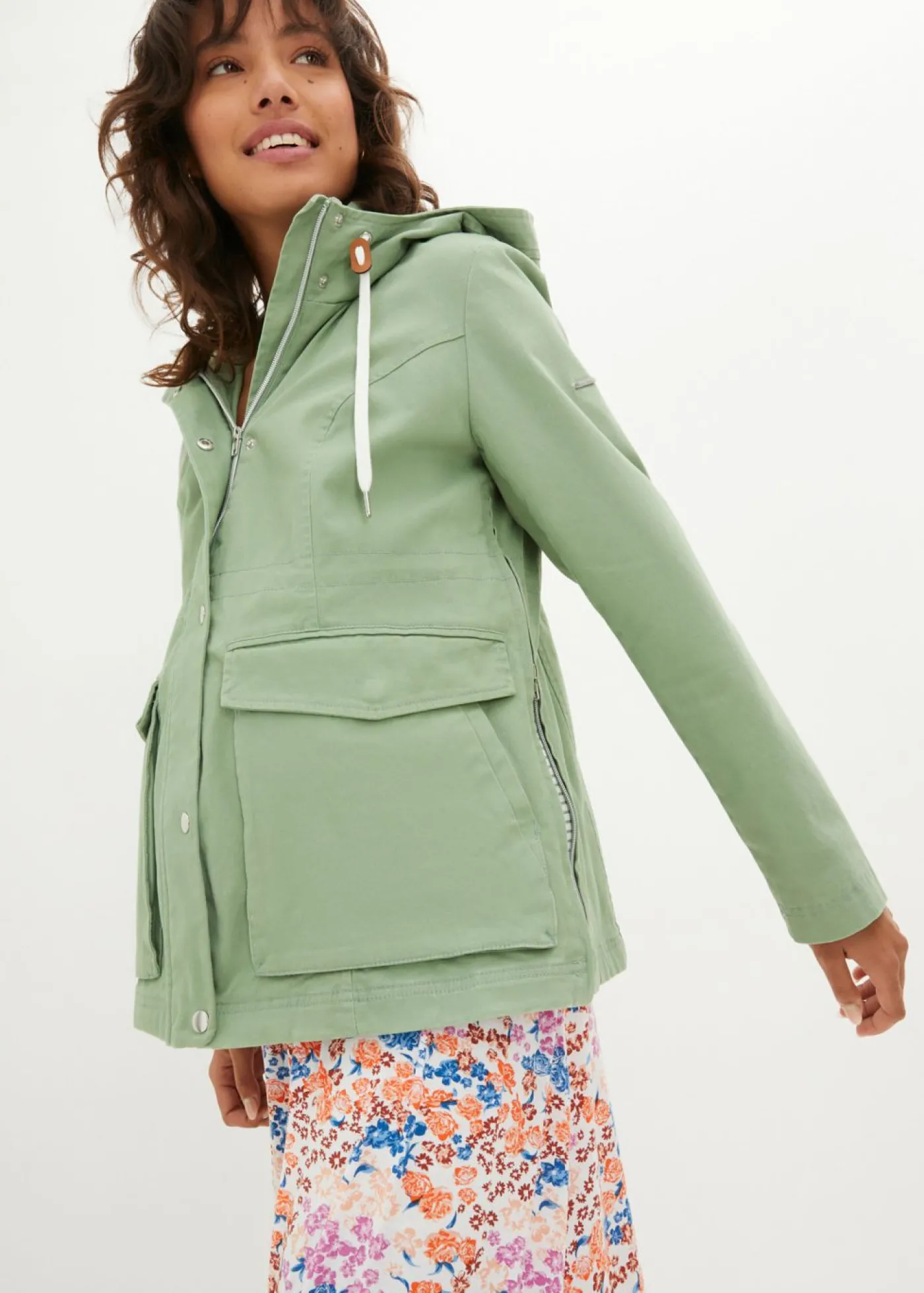 bonprix bonprix Chaqueta premamá 3 en 1 con inserto de porteo Verde musgo/blanco Clearance