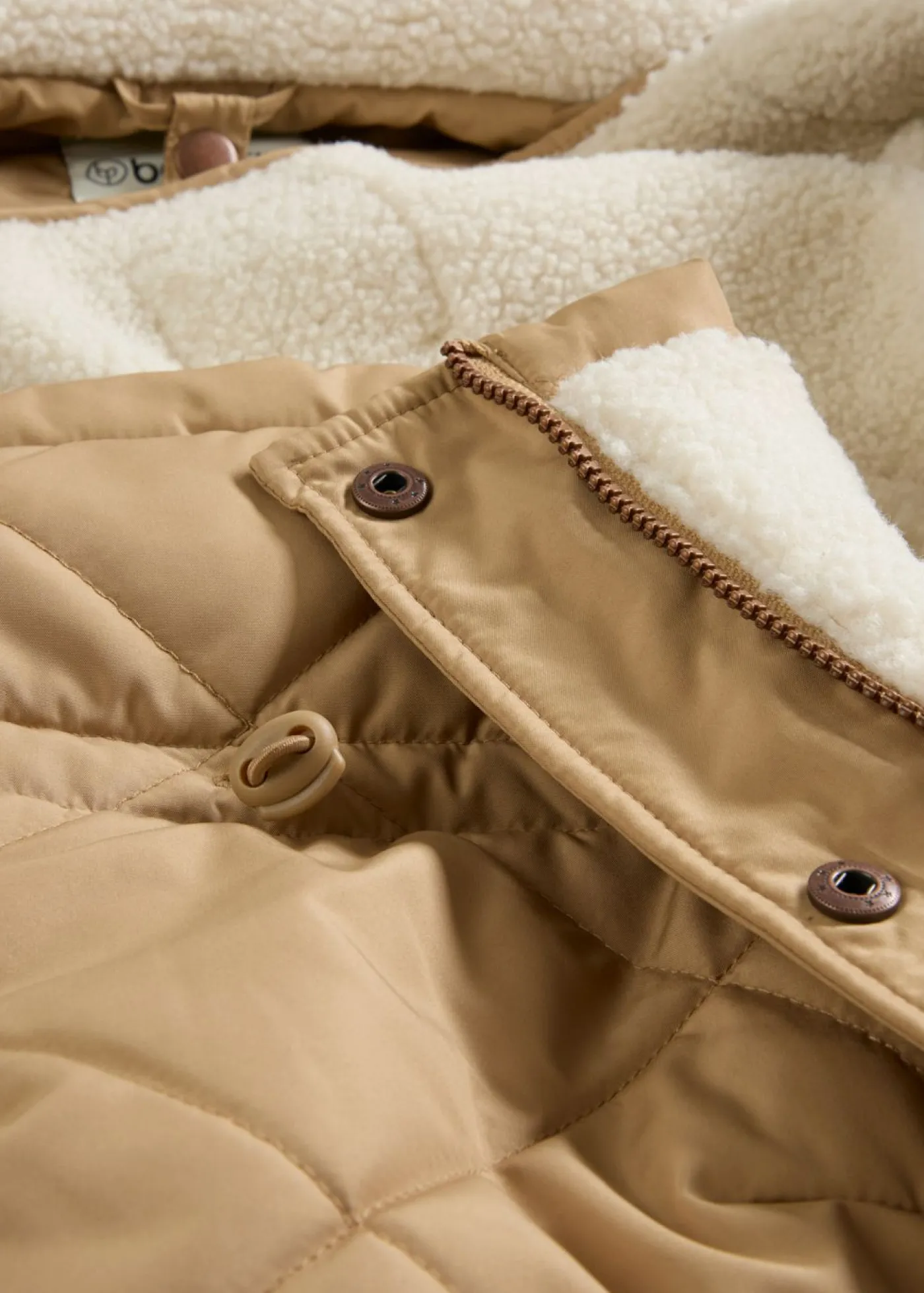 bonprix bonprix Chaqueta premamá de porteo 6 en 1 con chaleco desmontable Camel mate Clearance