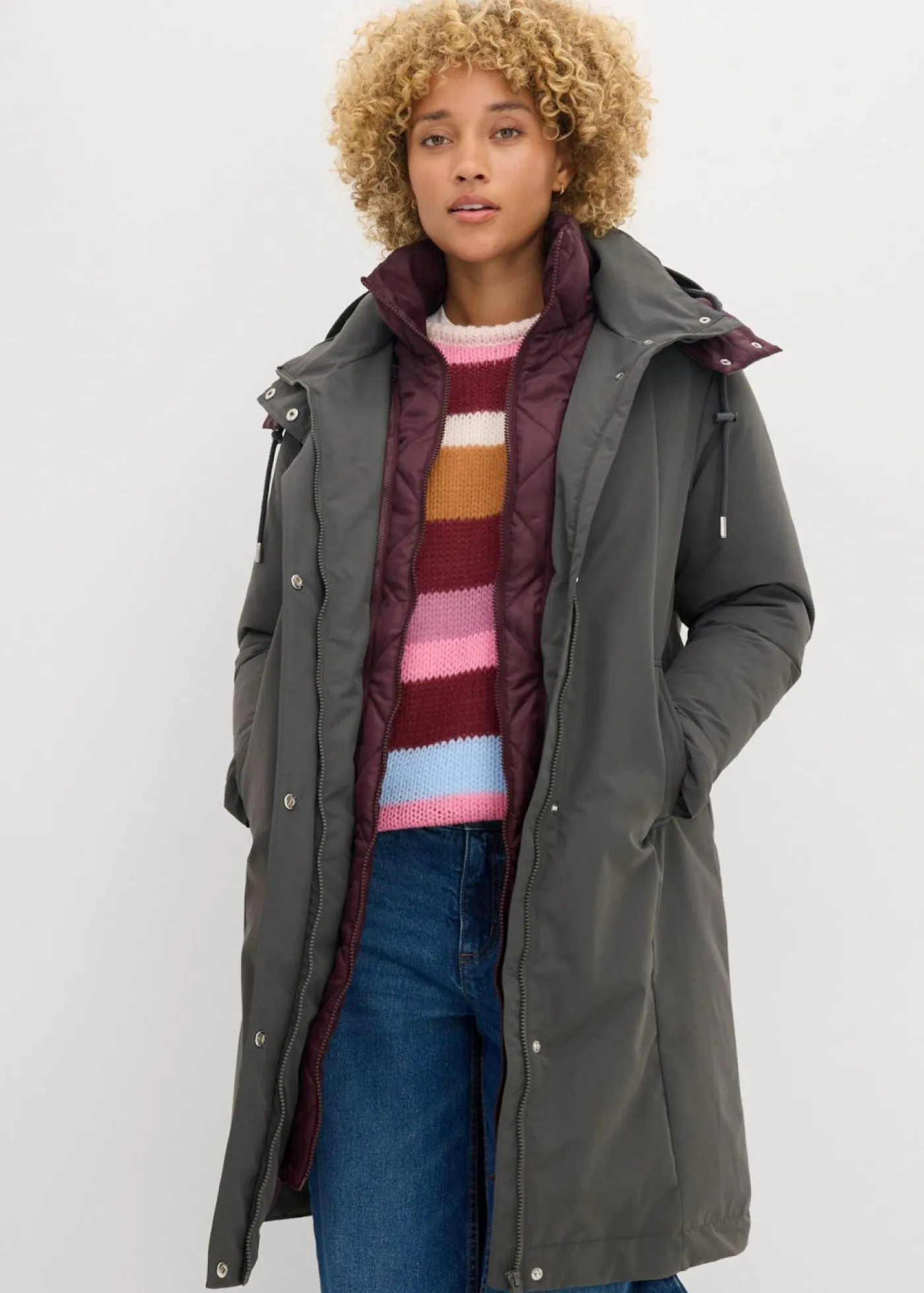 bonprix bonprix Chaqueta repelente al agua para exteriores con aspecto 2 en 1 antracita New