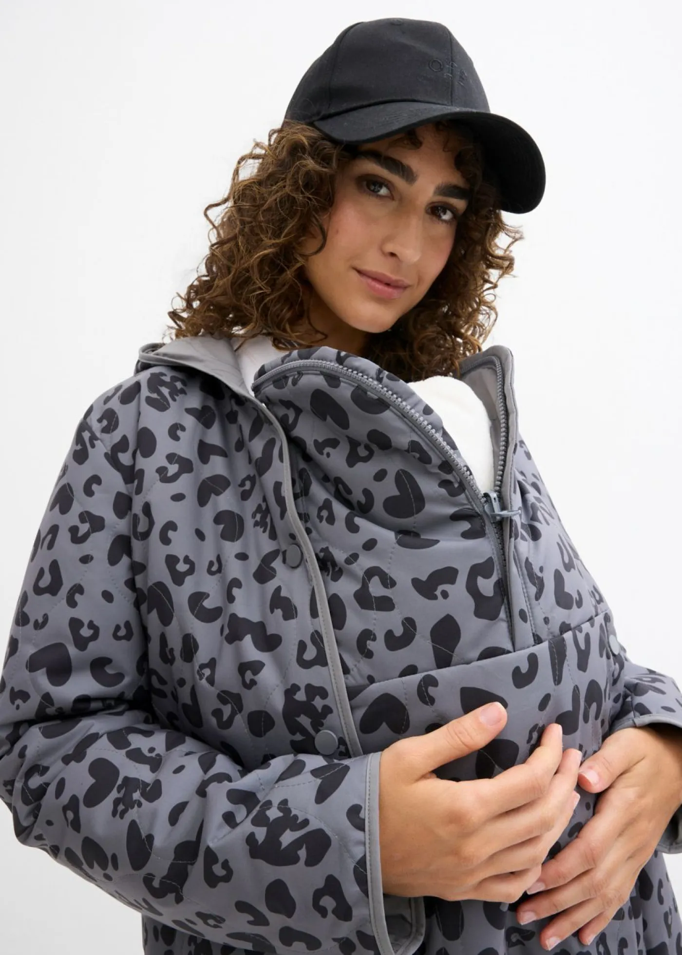 bonprix bonprix Chaqueta reversible premamá 4 en 1 con función de porteo estampado leo gris ahumado-negro Best