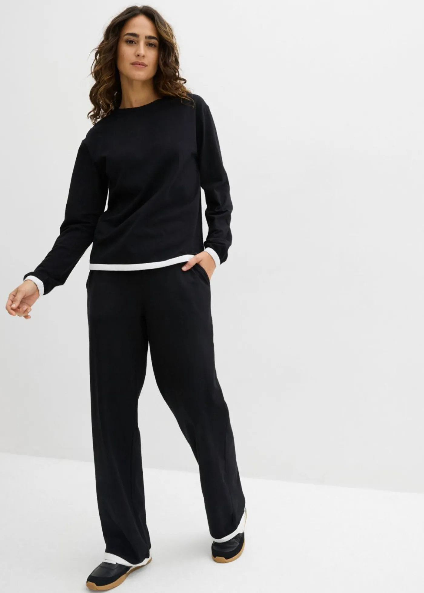 bonprix bonprix Chándal de algodón (2 piezas) Negro-blanco Outlet