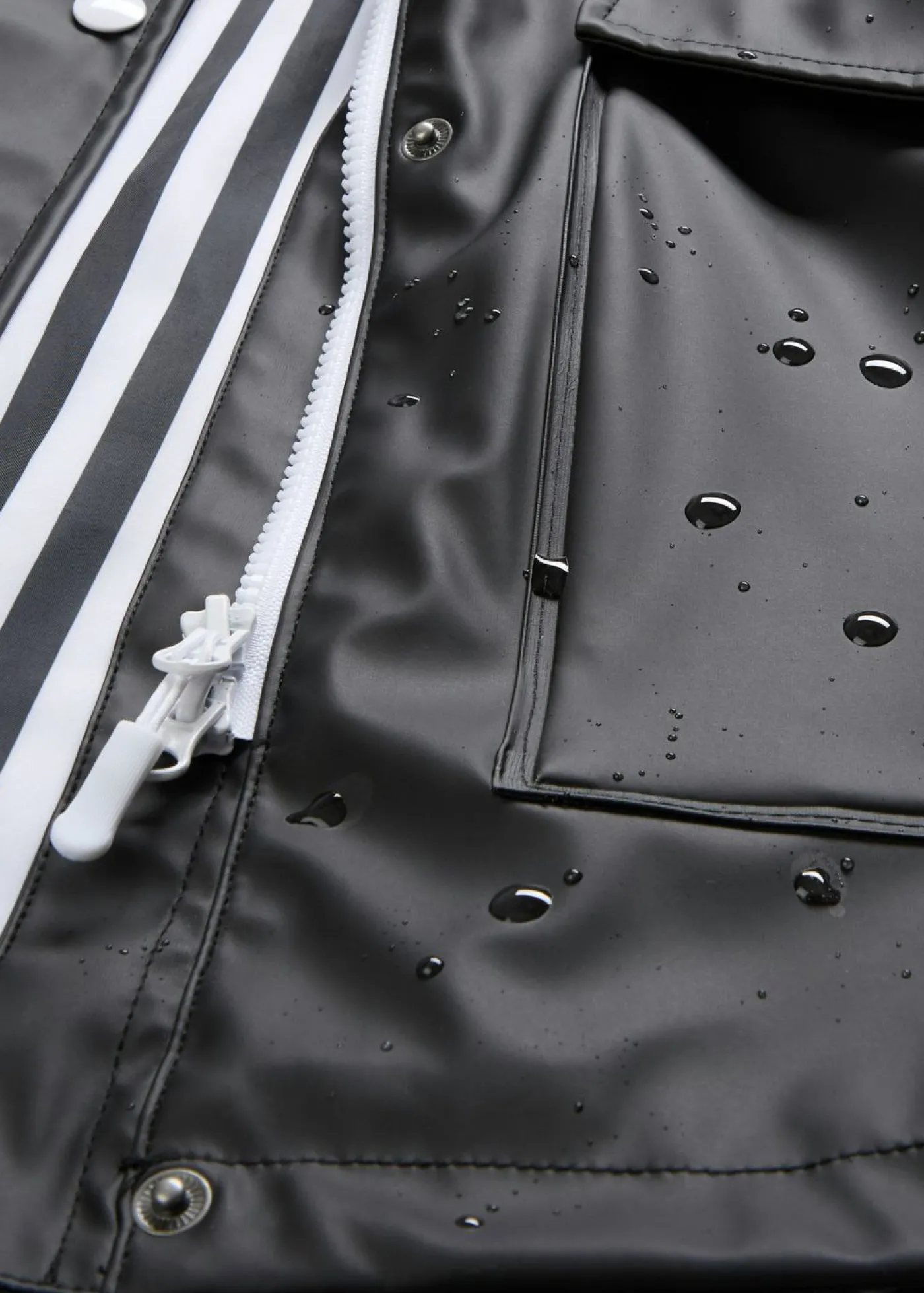 bonprix bonprix Chubasquero impermeable Negro Best