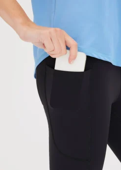bonprix bonprix Cómodos leggings deportivos capri con bolsillo para móvil y material de secado rápido Negro Discount