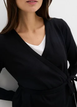 bonprix bonprix Conjunto de camiseta cruzada premamá con cómodos leggings (2 piezas) Negro Hot