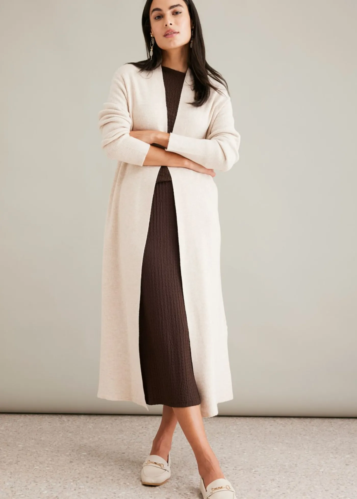 bonprix bonprix Cárdigan largo de punto con viscosa Beige jaspeado Online
