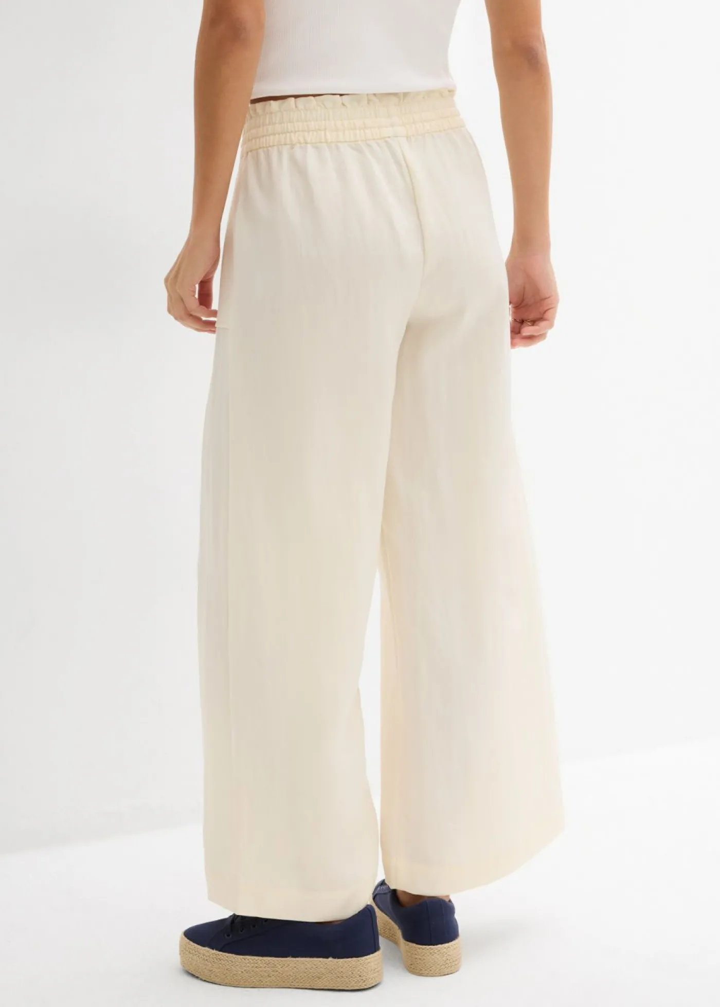 bonprix bonprix Culotte de mezcla de lyocell fluido Blanco-crema Clearance