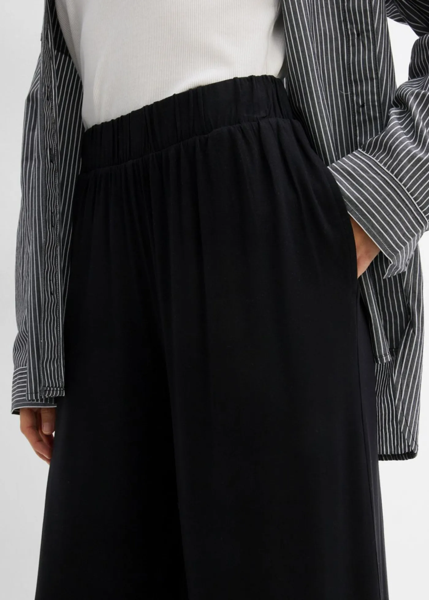 bonprix bonprix Culotte de viscosa fluida Negro Online
