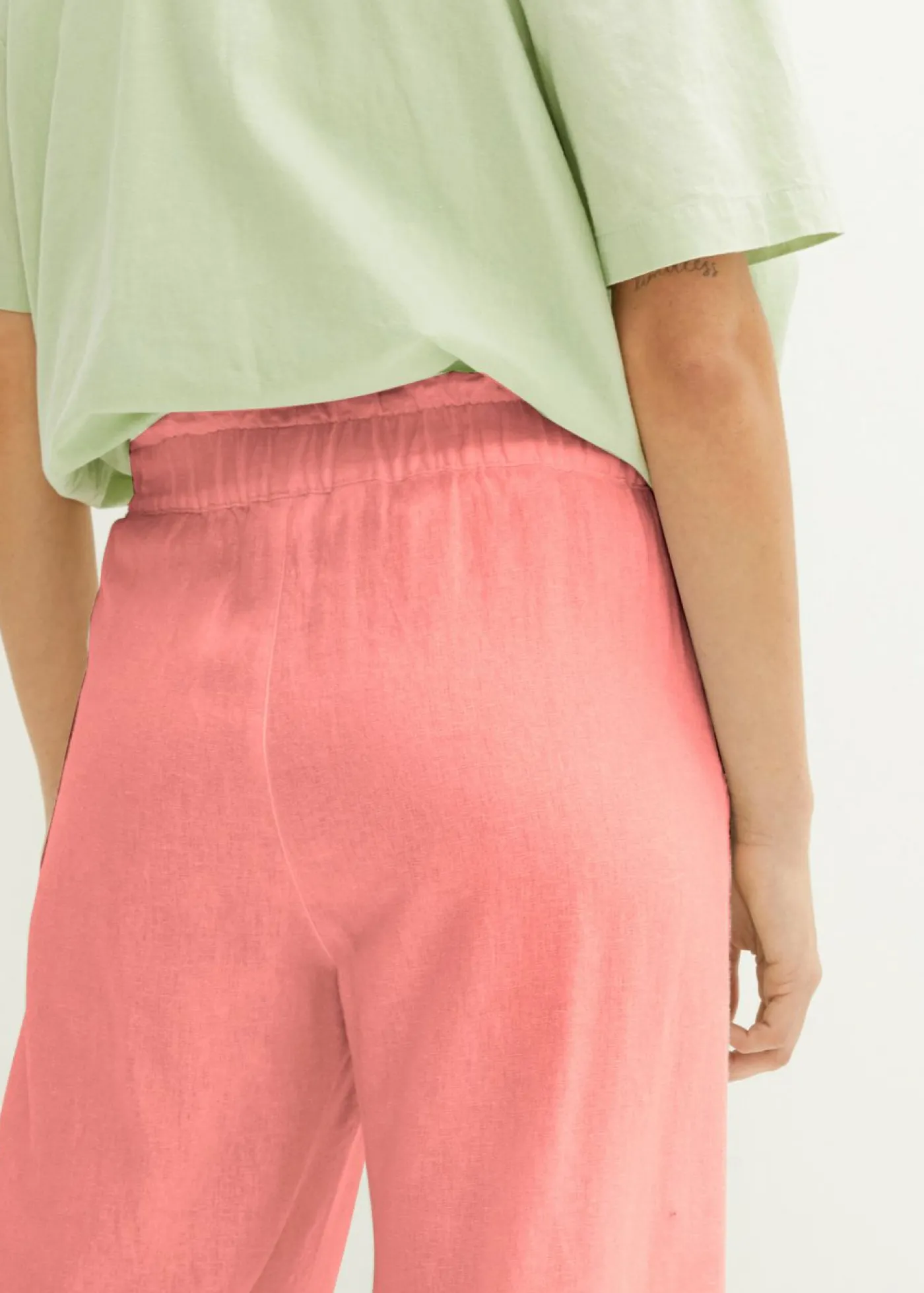 bonprix bonprix Culotte hasta la pantorrilla de mezcla de lino ligero Melocotón