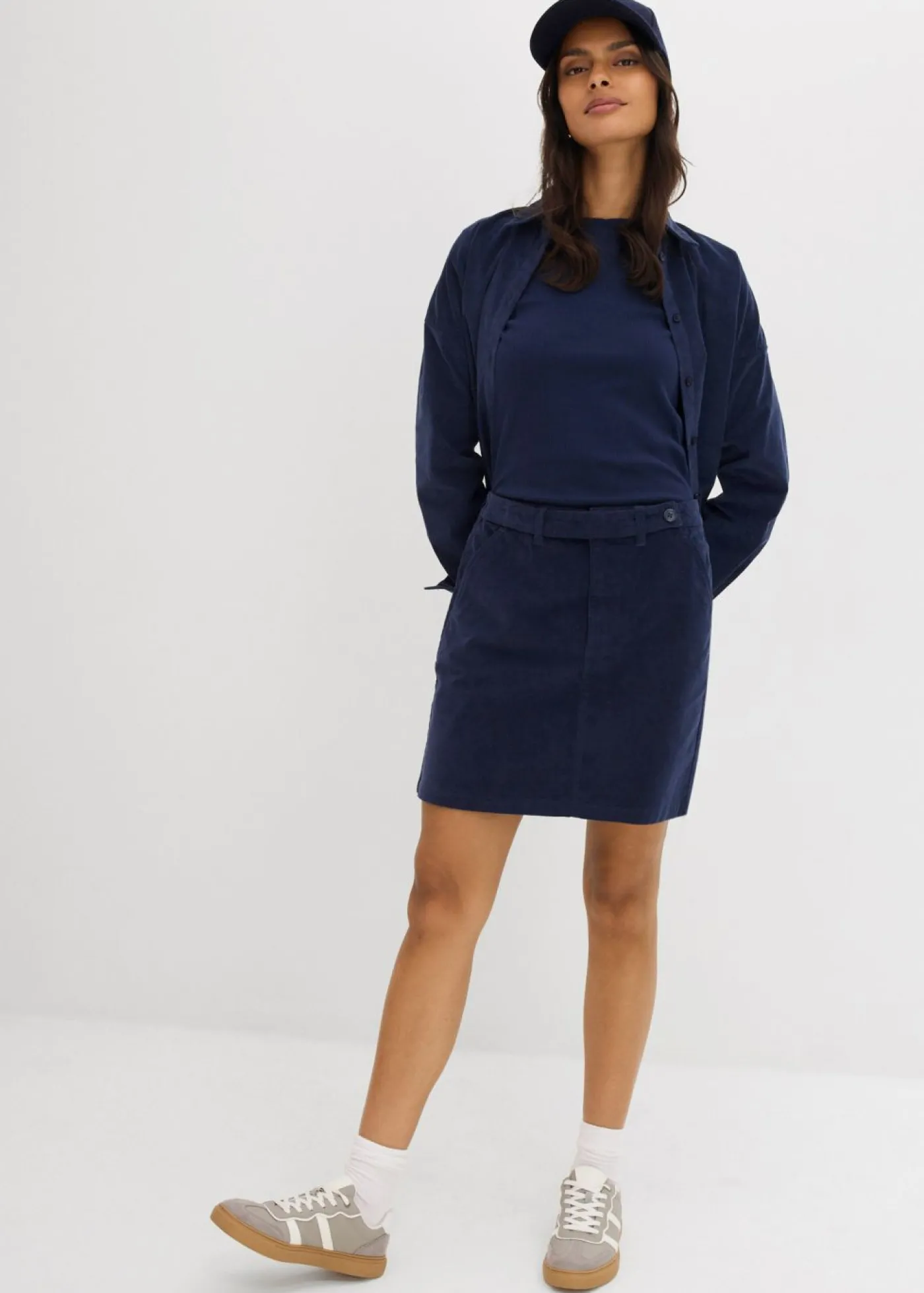 bonprix bonprix Falda corta de pana Azul marino Discount