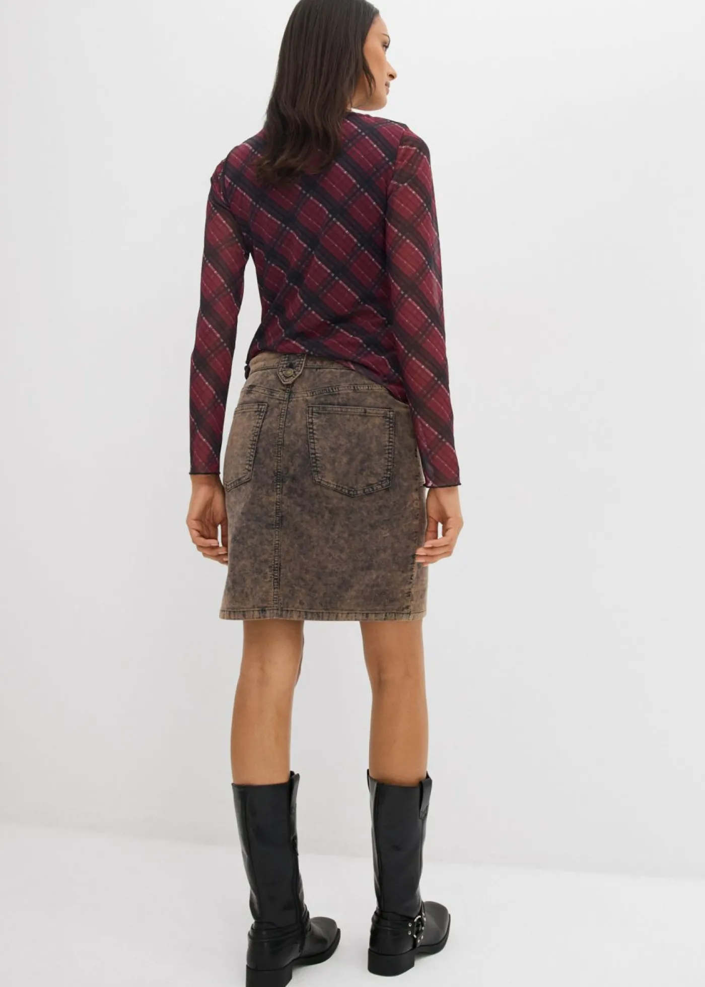 bonprix bonprix Falda corta de pana con efecto desgastado Marrón oscuro Outlet