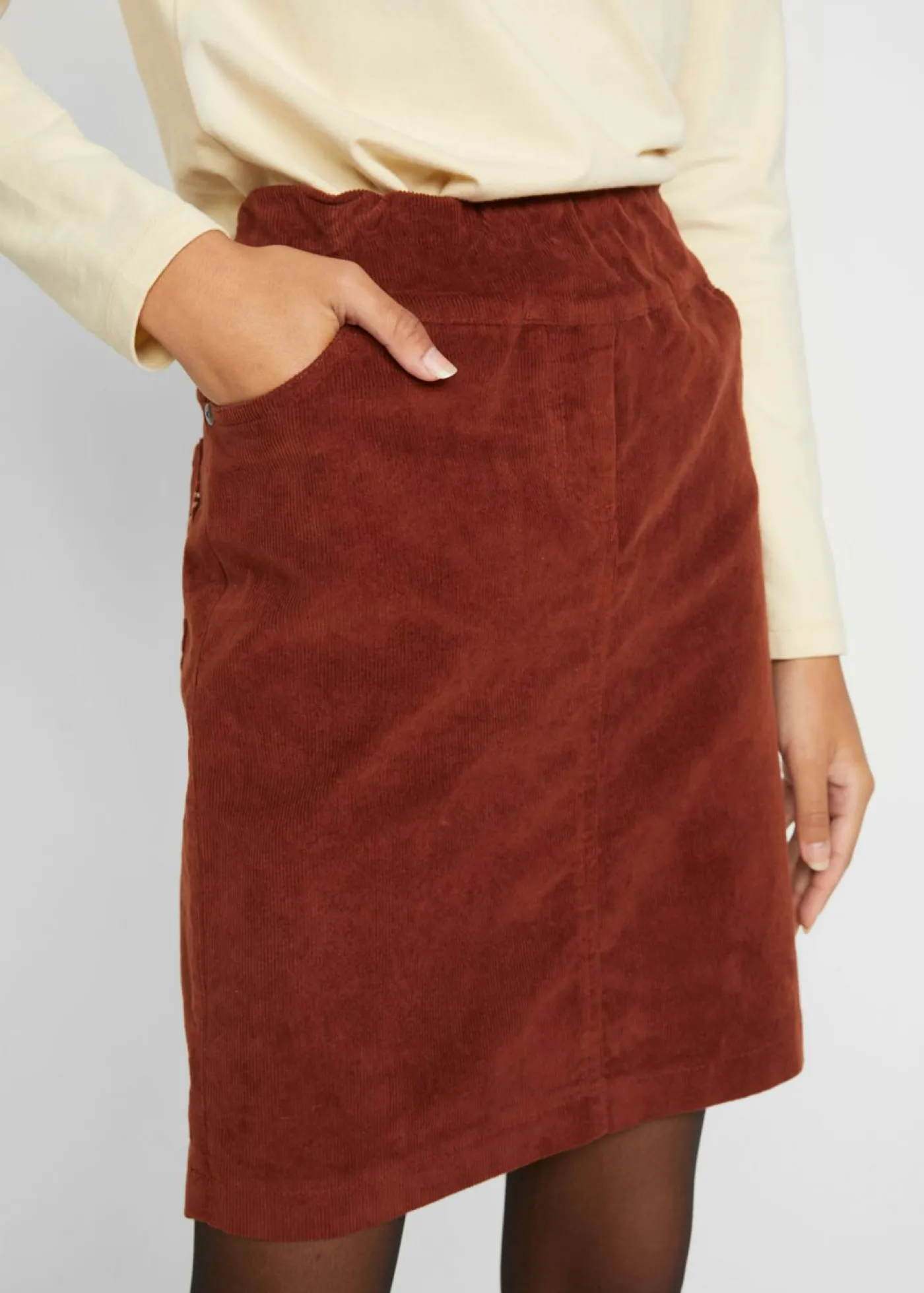bonprix bonprix Falda de algodón de pana, elástica, con cintura cómoda Marrón caoba