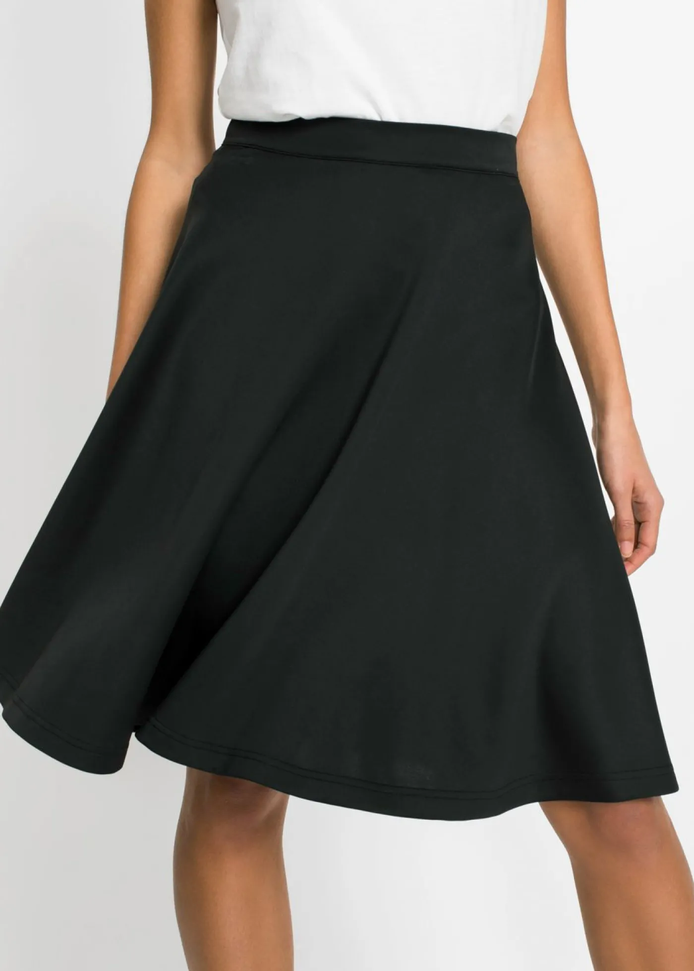 bonprix bonprix Falda de neopreno suave Negro Outlet