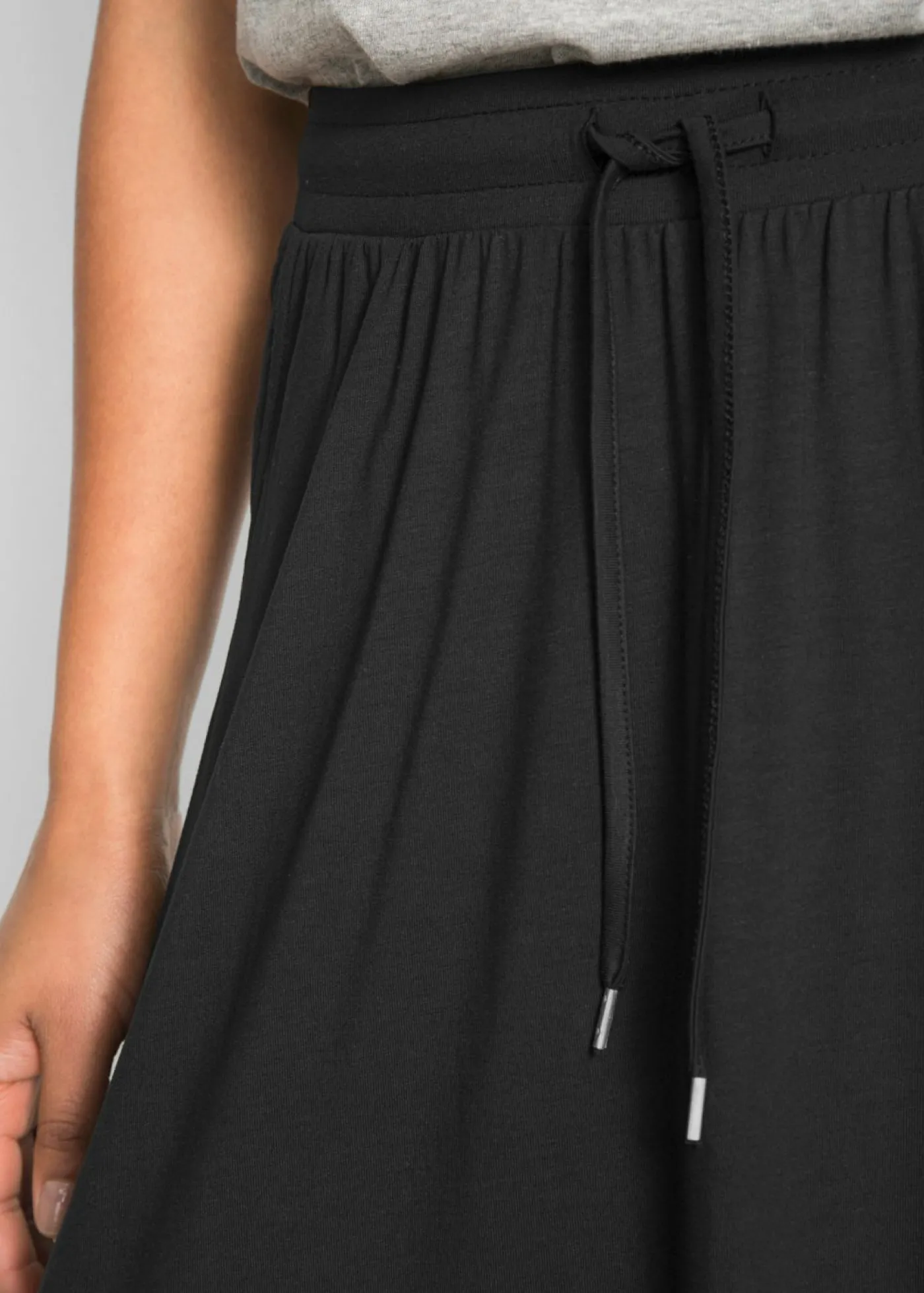 bonprix bonprix Falda de punto en mezcla de viscosa Negro Sale