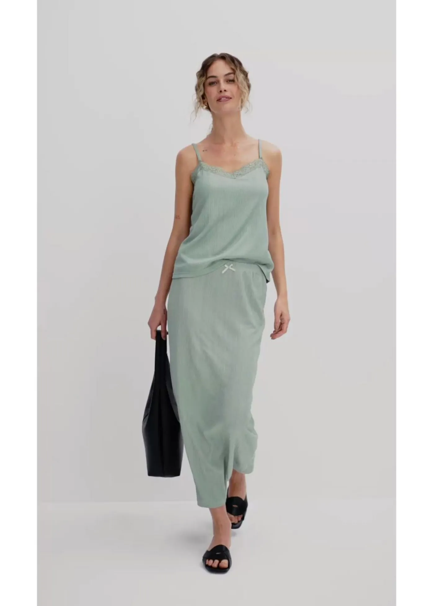 bonprix bonprix Falda larga de crepé ligero verde ahumado Best