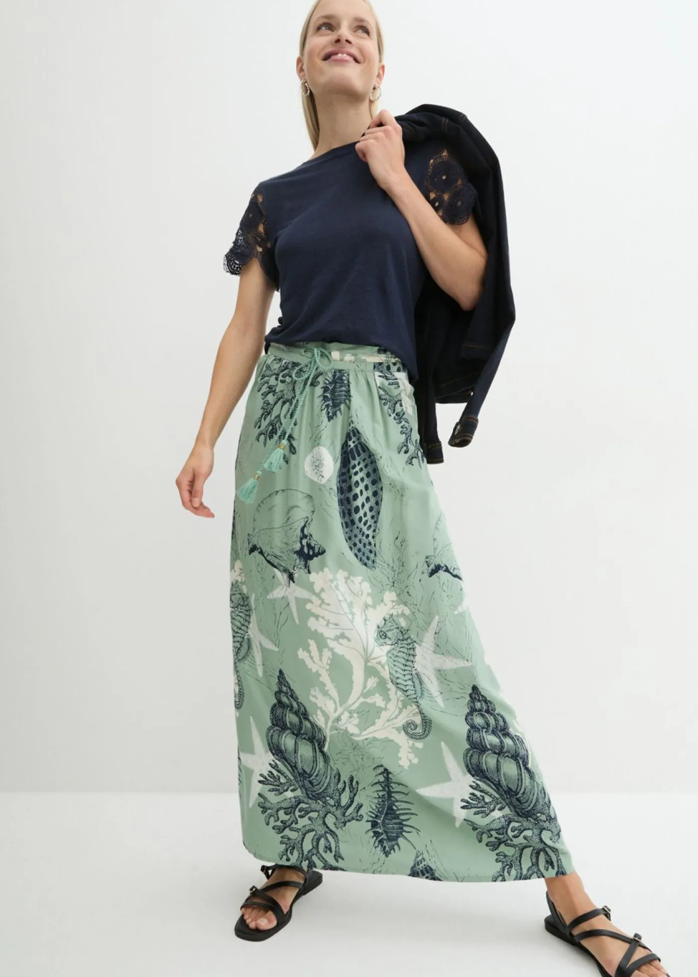 bonprix bonprix Falda larga de viscosa fluida Verde pastel Online