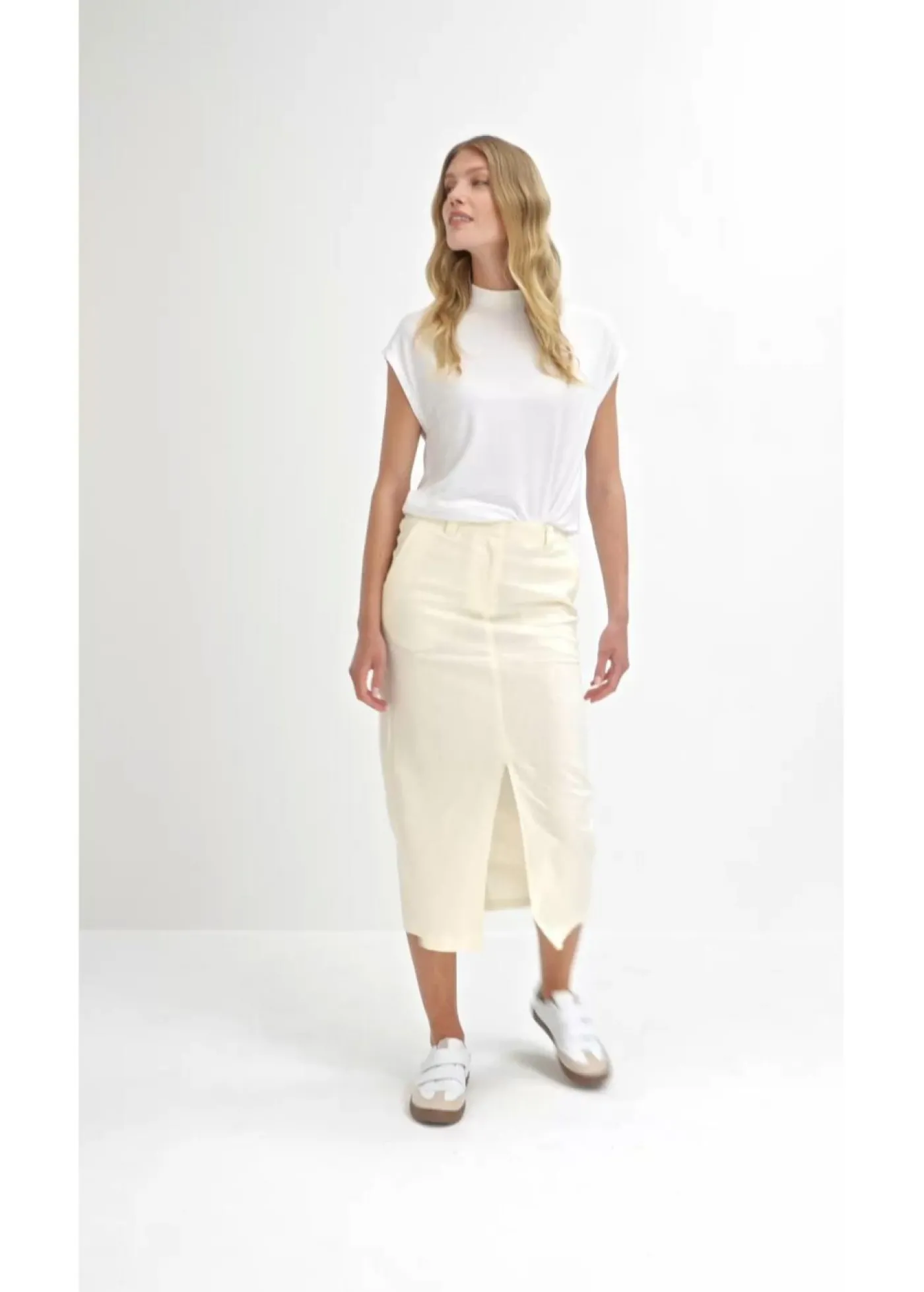 bonprix bonprix Falda midi de mezcla de lino vaporosa Blanco-crema Online