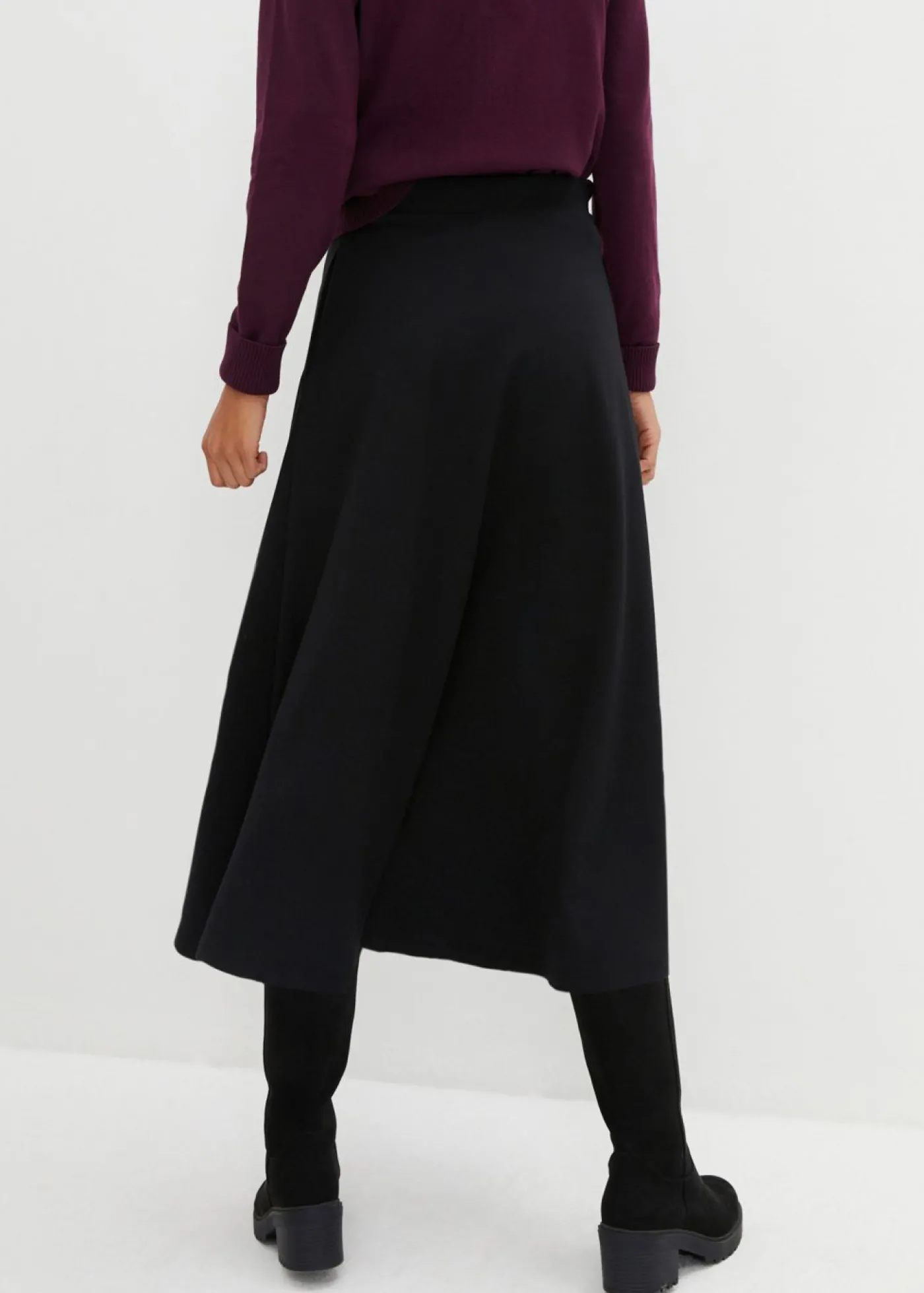 bonprix bonprix Falda midi de Punto di Roma Negro Discount