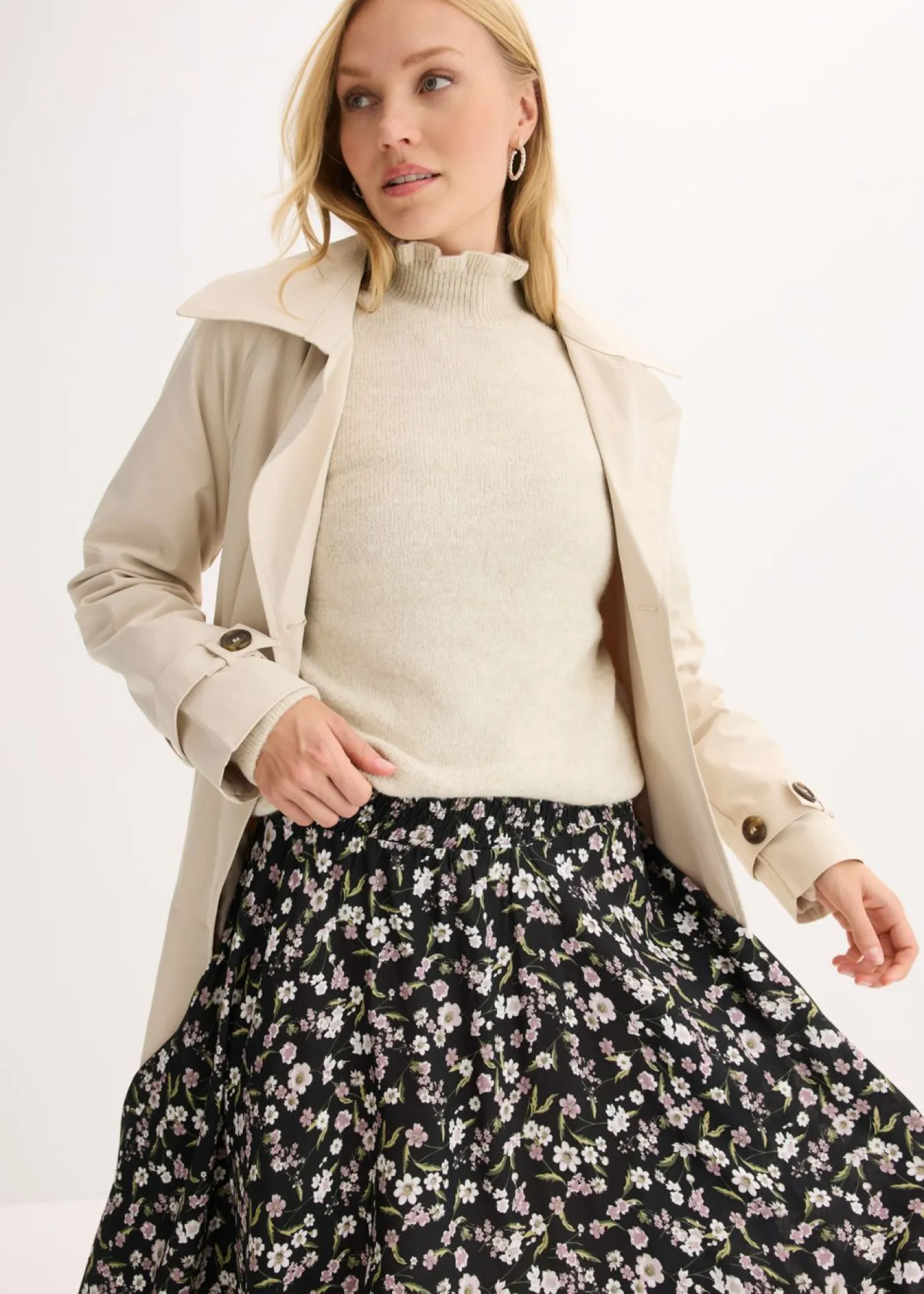 bonprix bonprix Falda midi de viscosa pura Negro-blanco estampado Best