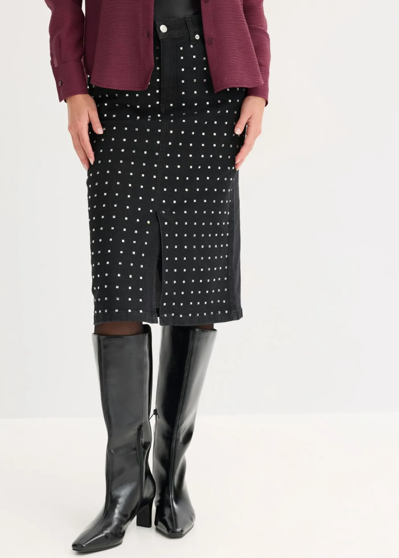 bonprix bonprix Falda vaquera con aplicación de piedras brillantes Negro denim metalizado Online