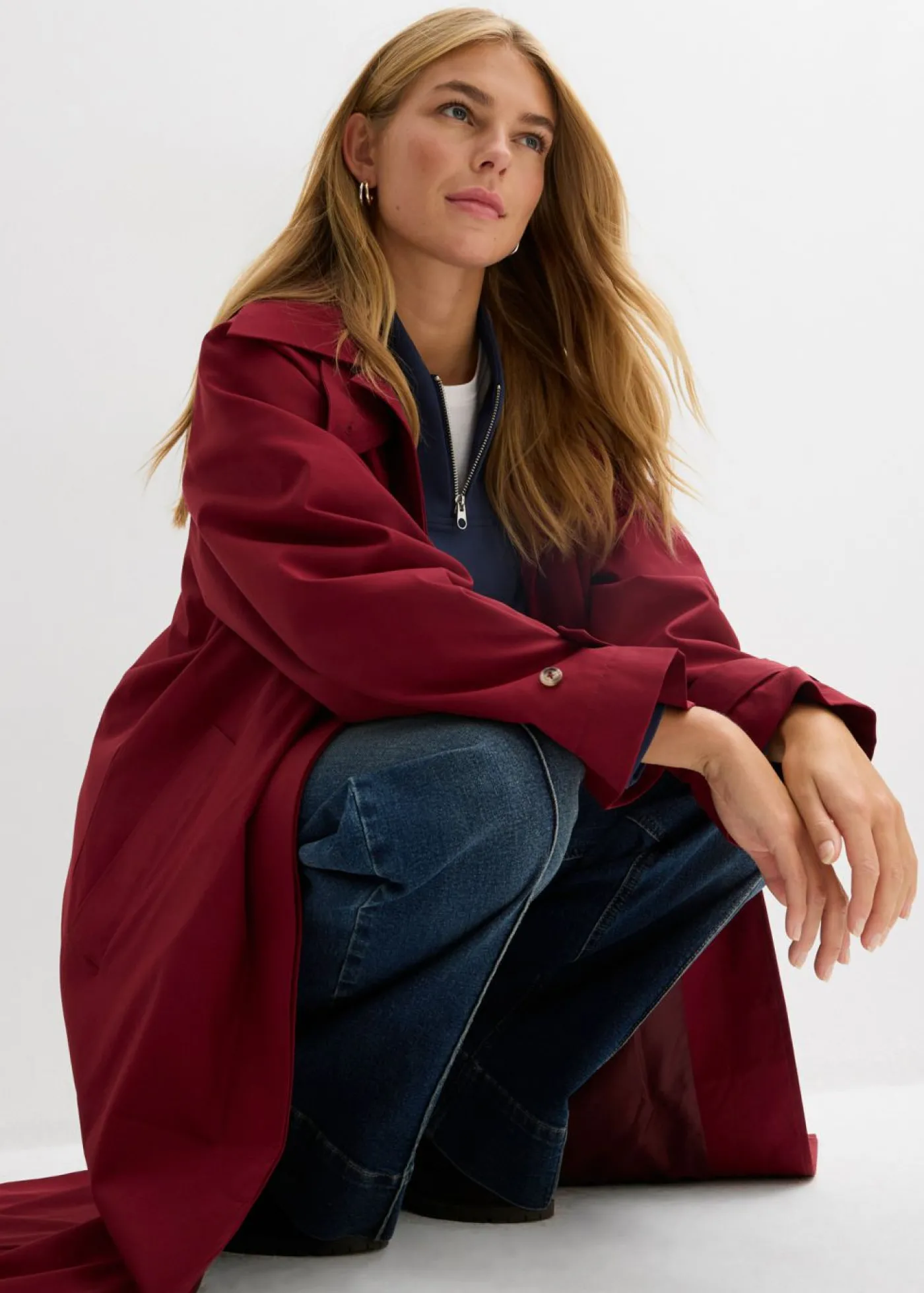 bonprix bonprix Gabardina con trabillas Rojo rubí Best