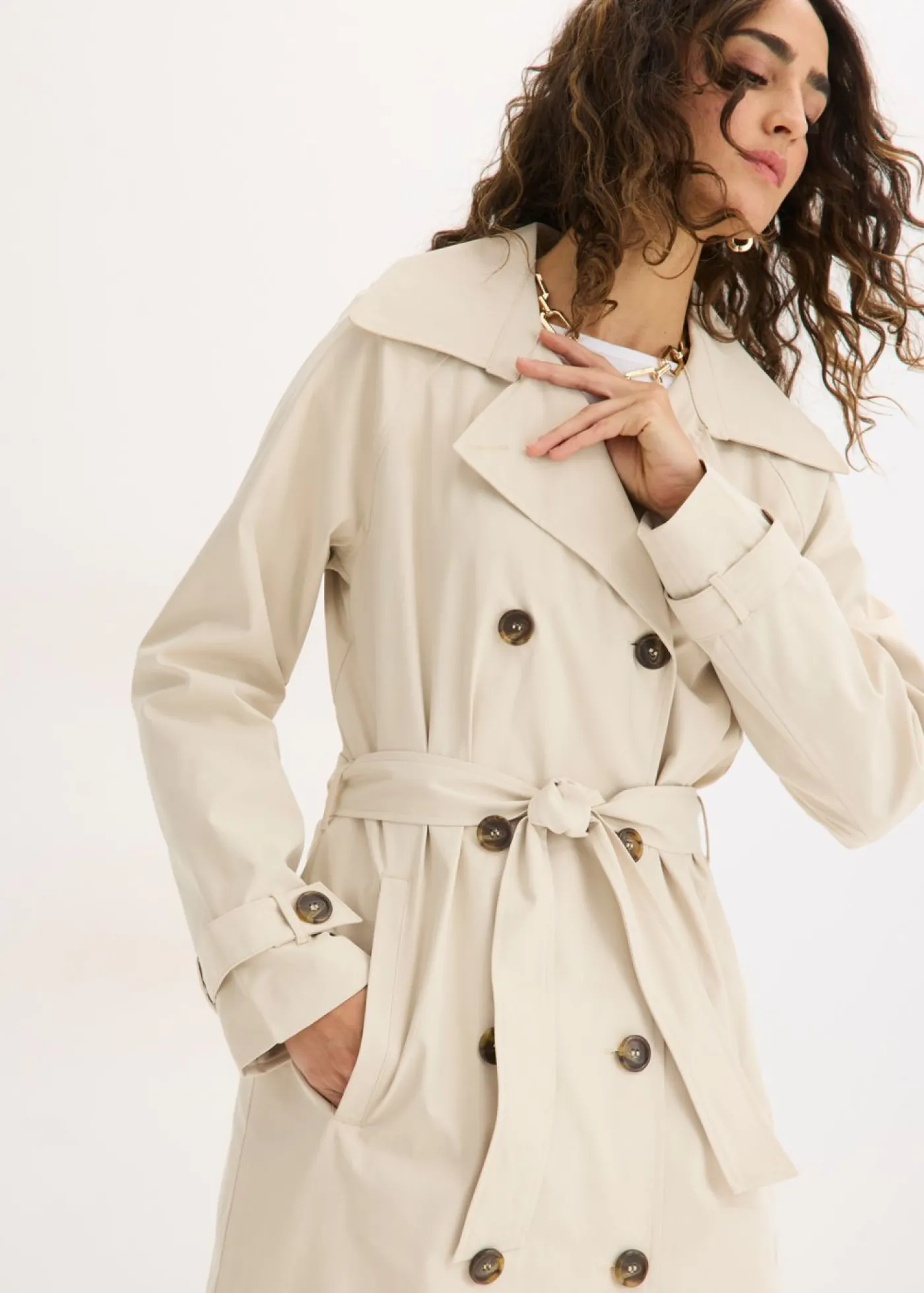 bonprix bonprix Gabardina forrada Arena claro Sale