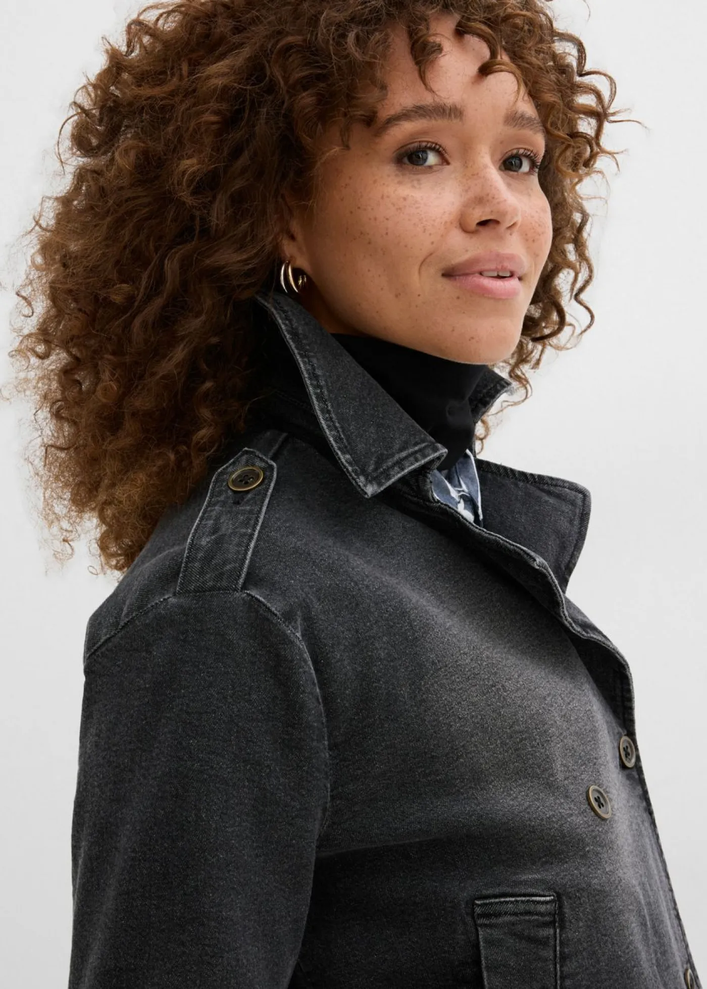 bonprix bonprix Gabardina vaquera denim negro Sale