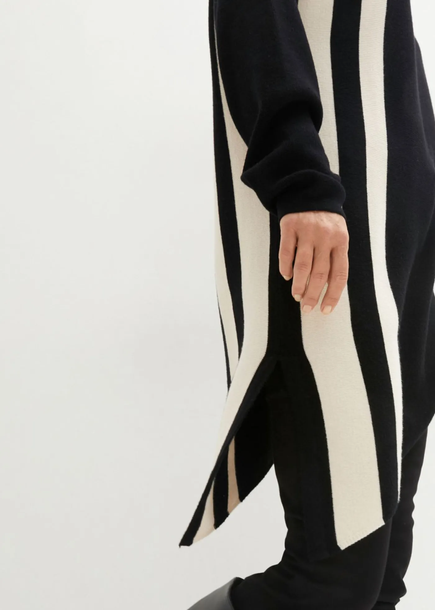bonprix bonprix Jersey negro-gris guijarro con rayas