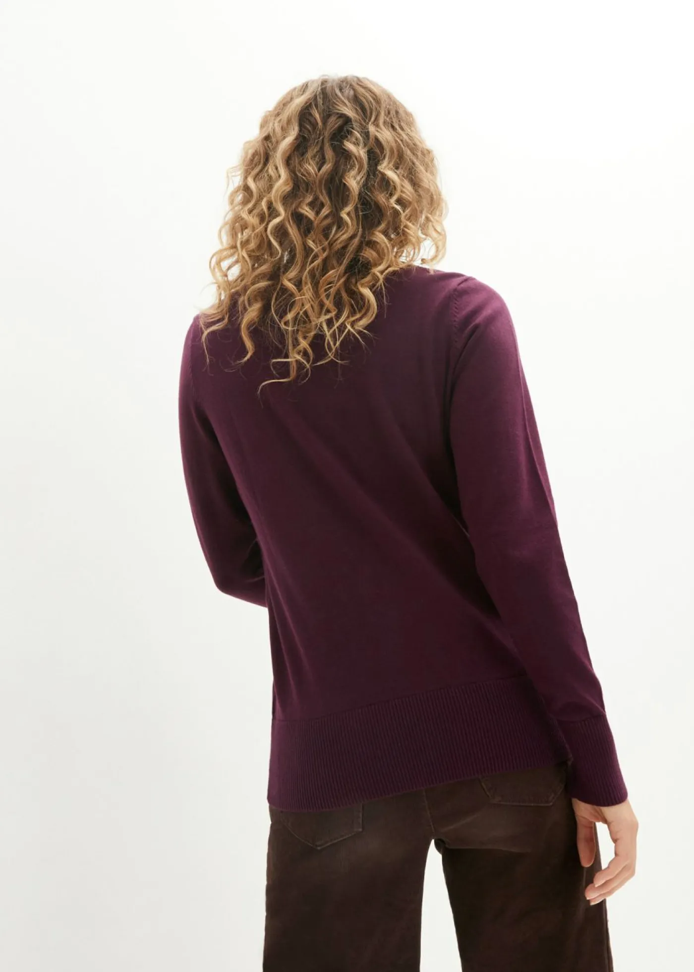 bonprix bonprix Jersey básico de punto fino con cuello alto y algodón reciclado morado intenso