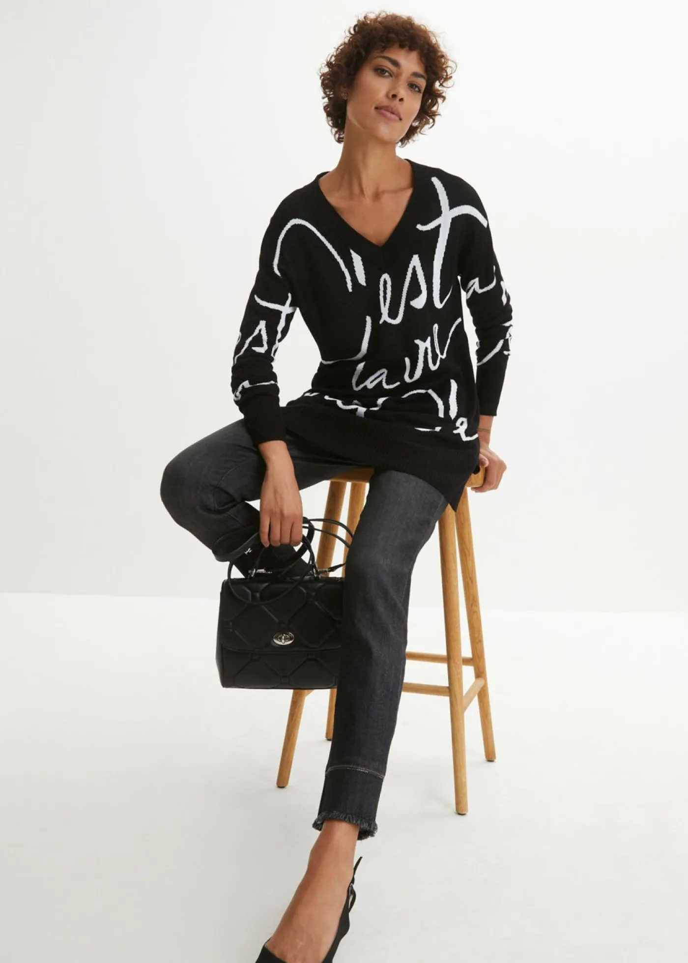 bonprix bonprix Jersey con letras Negro-blanco Outlet