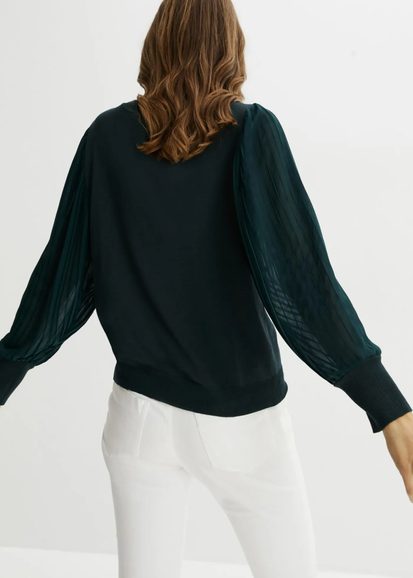 bonprix bonprix Jersey con mangas plisadas de viscosa sostenible Verde intenso