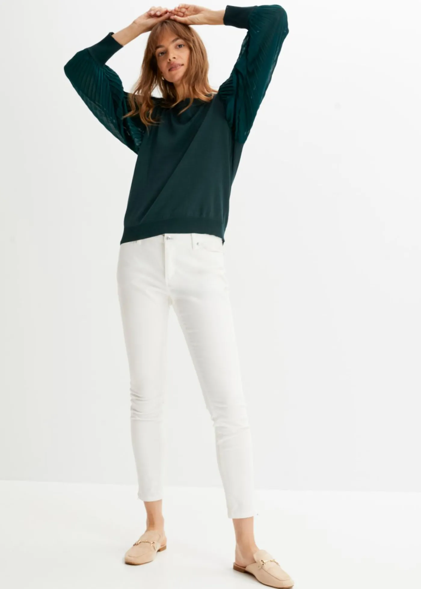 bonprix bonprix Jersey con mangas plisadas de viscosa sostenible Verde intenso