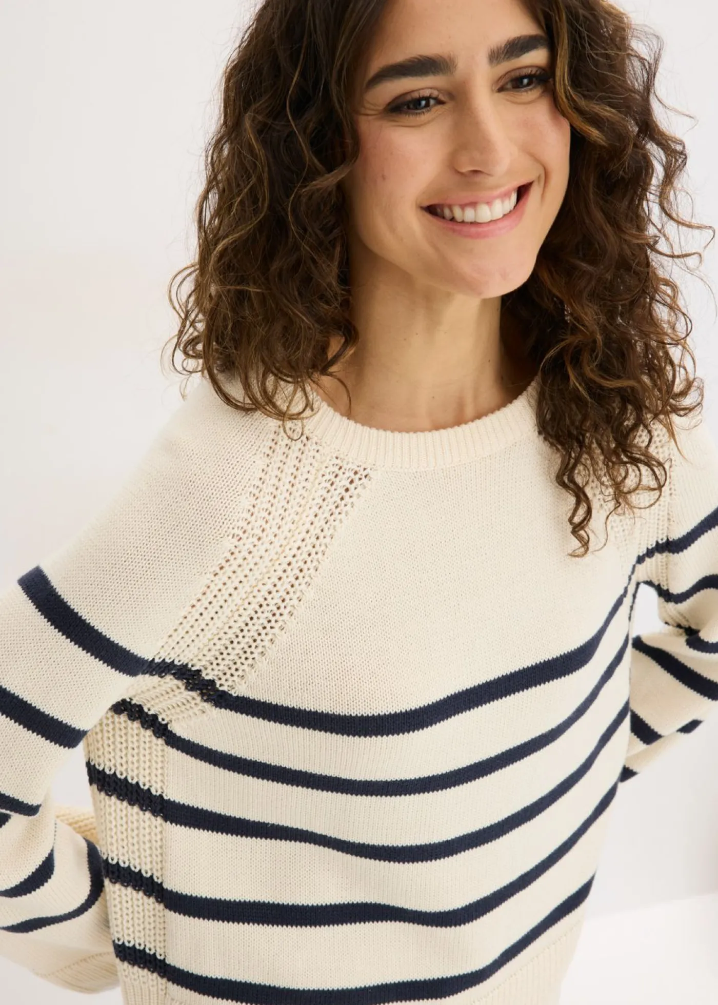 bonprix bonprix Jersey con rayas en contraste Blanco perla/azul marino de rayas Discount