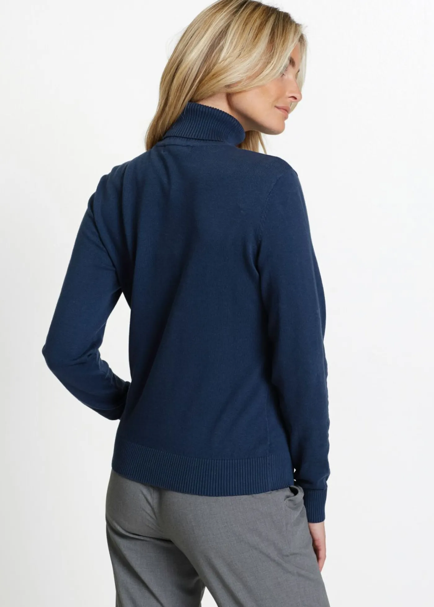 bonprix bonprix Jersey de cuello alto Azul marino Hot